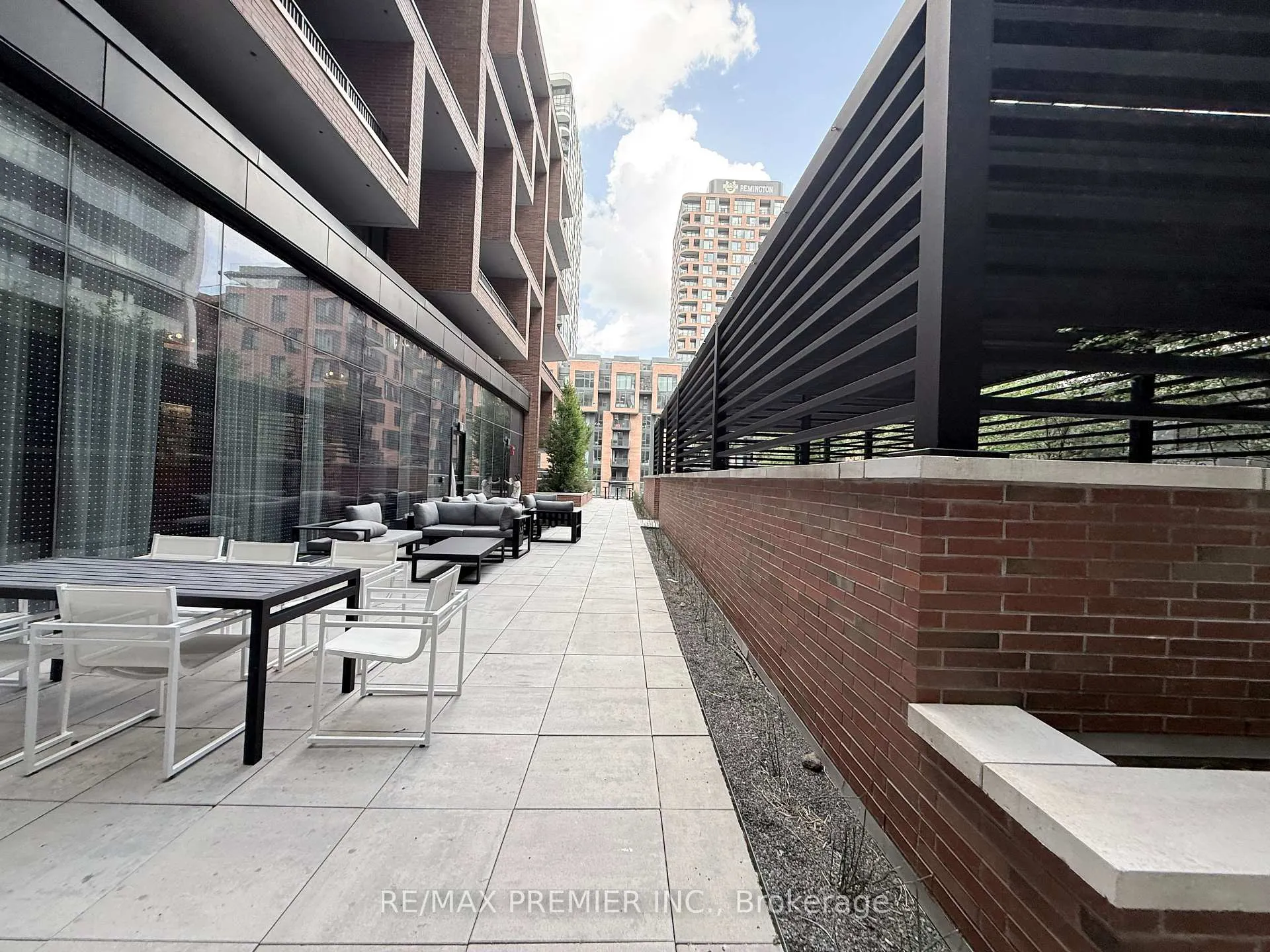 Photo 21 of Unit 1509, 292 Verdale Crossing, Markham, Unionville — HOMEH