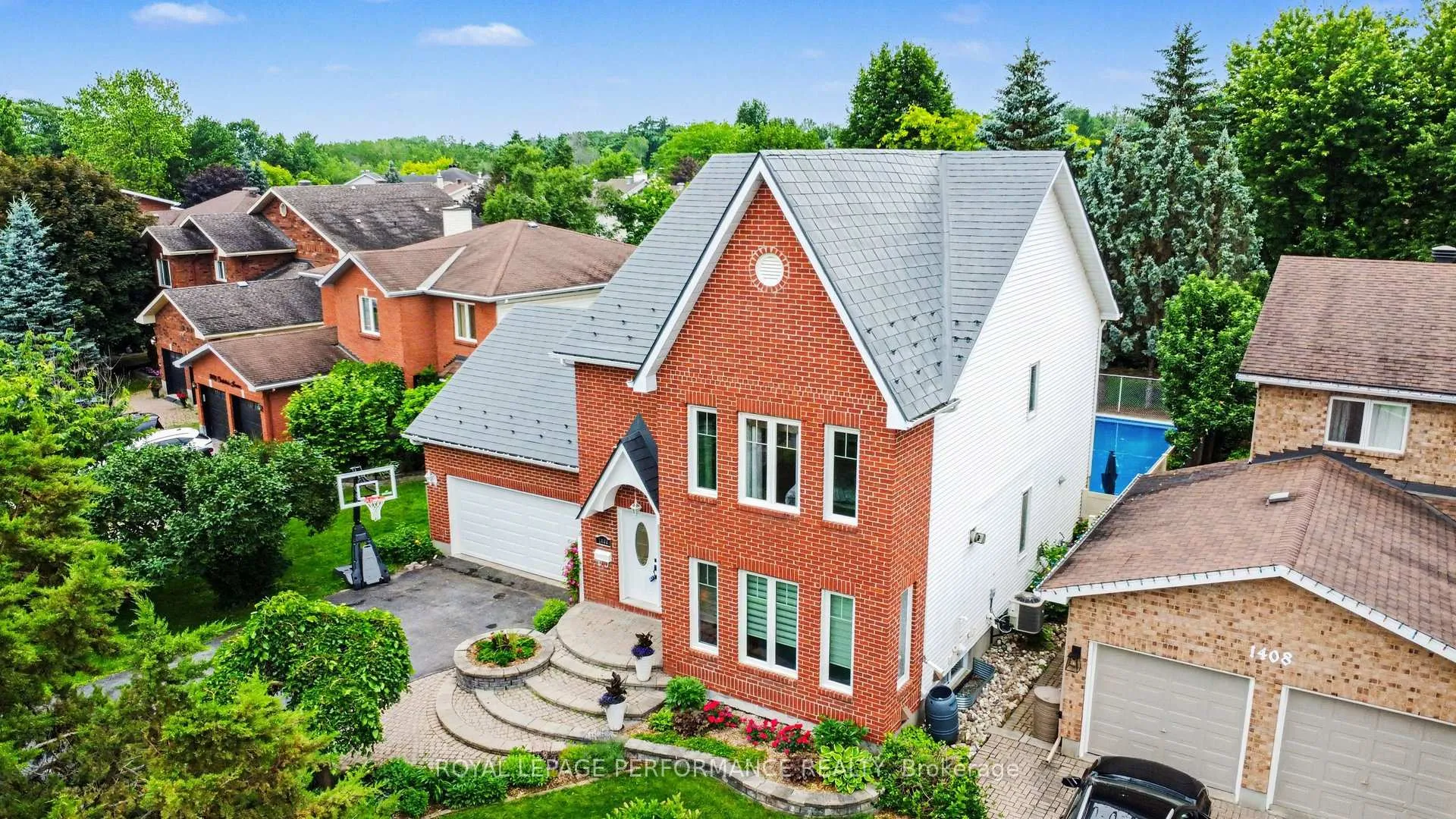 Photo 1 of 1444 Charlebois Avenue, Ottawa, Bilberry Creek/Queenswood Heights — HOMEH