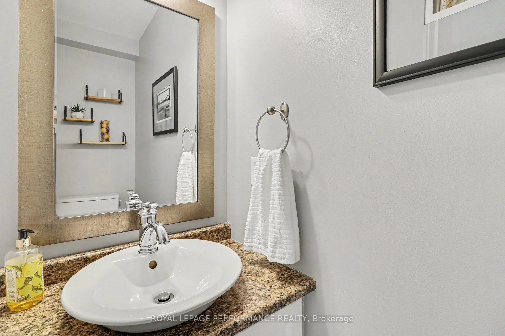 Photo 14 of 1444 Charlebois Avenue, Ottawa, Bilberry Creek/Queenswood Heights — HOMEH