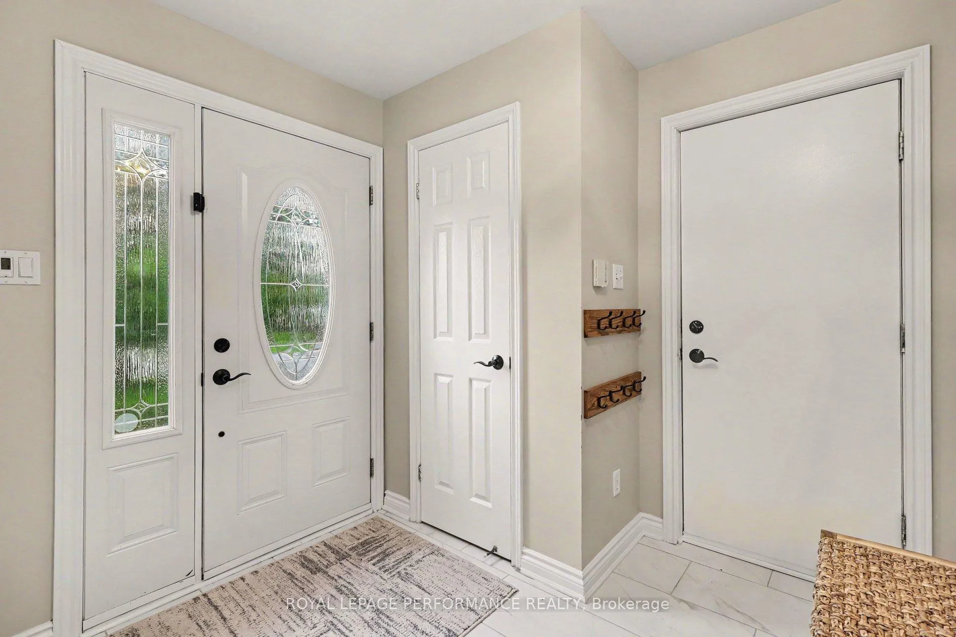 Photo 16 of 1444 Charlebois Avenue, Ottawa, Bilberry Creek/Queenswood Heights — HOMEH