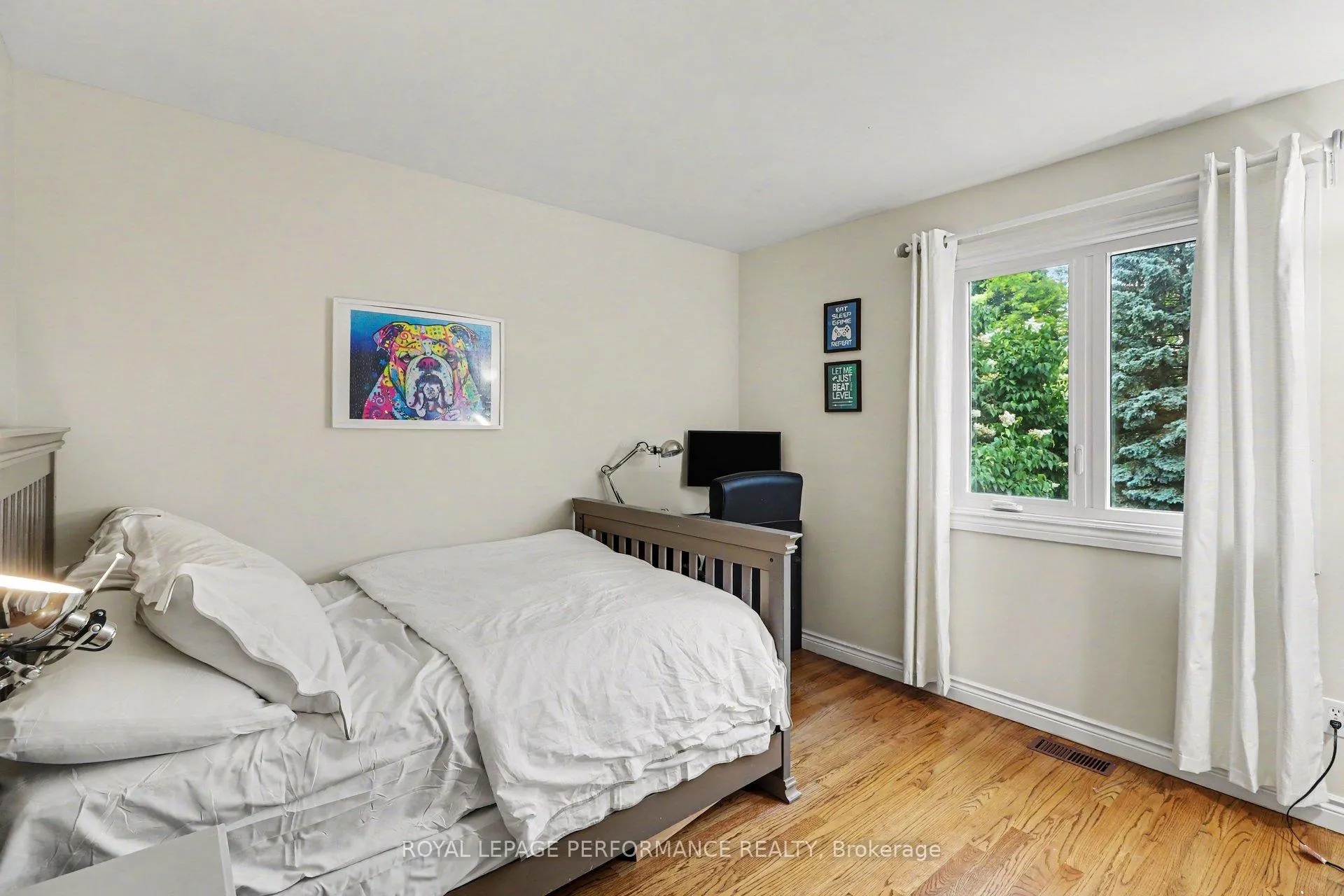 Photo 22 of 1444 Charlebois Avenue, Ottawa, Bilberry Creek/Queenswood Heights — HOMEH