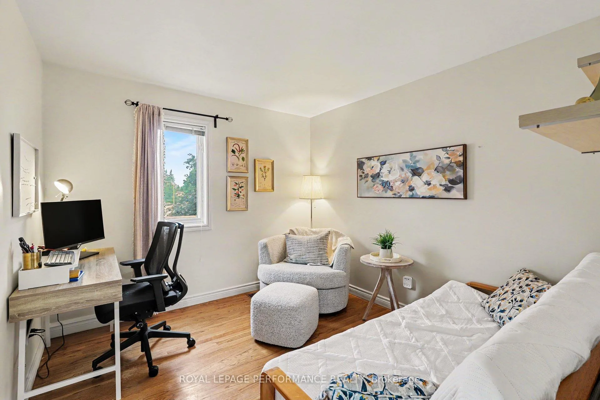 Photo 23 of 1444 Charlebois Avenue, Ottawa, Bilberry Creek/Queenswood Heights — HOMEH