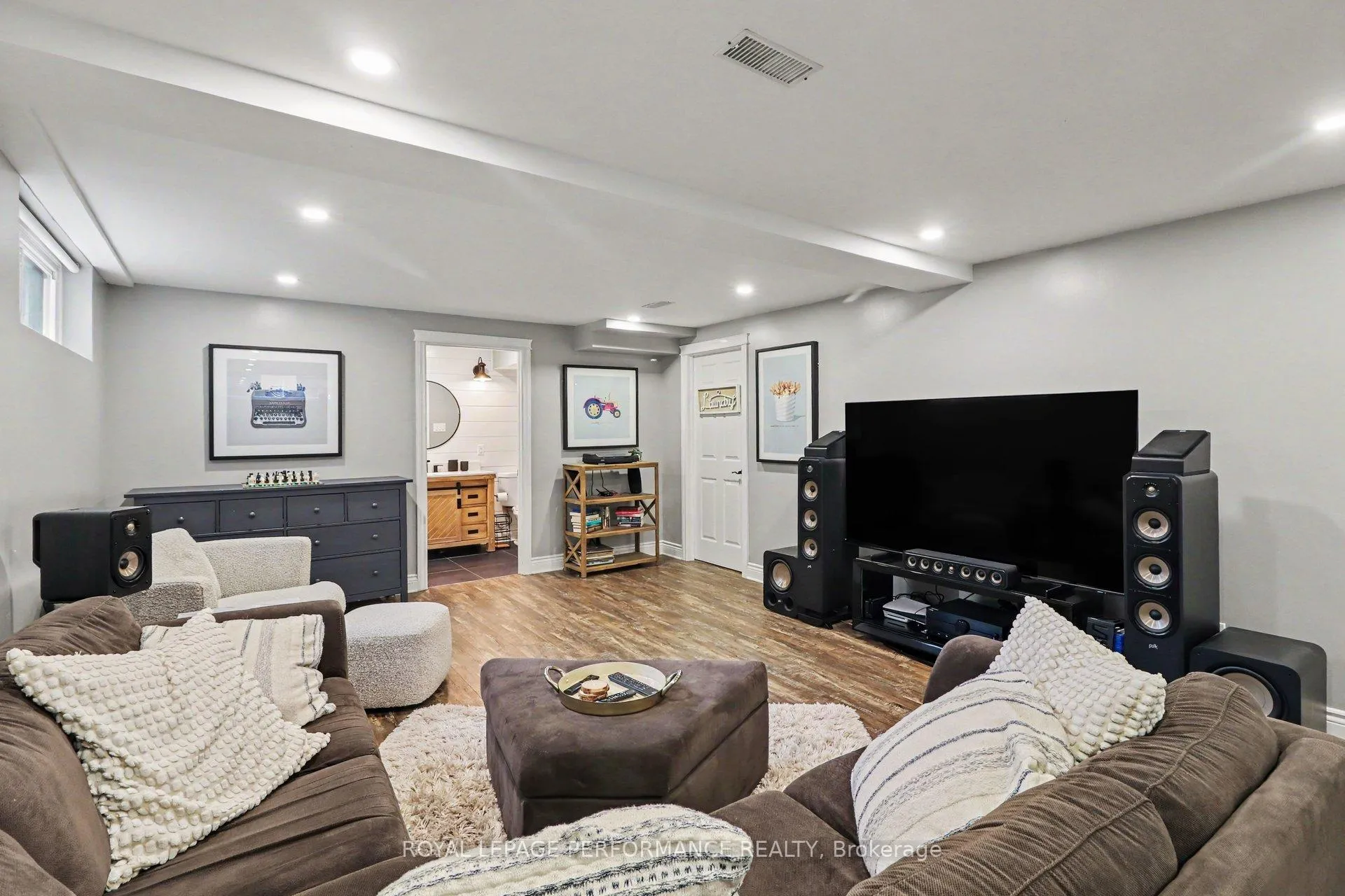 Photo 26 of 1444 Charlebois Avenue, Ottawa, Bilberry Creek/Queenswood Heights — HOMEH