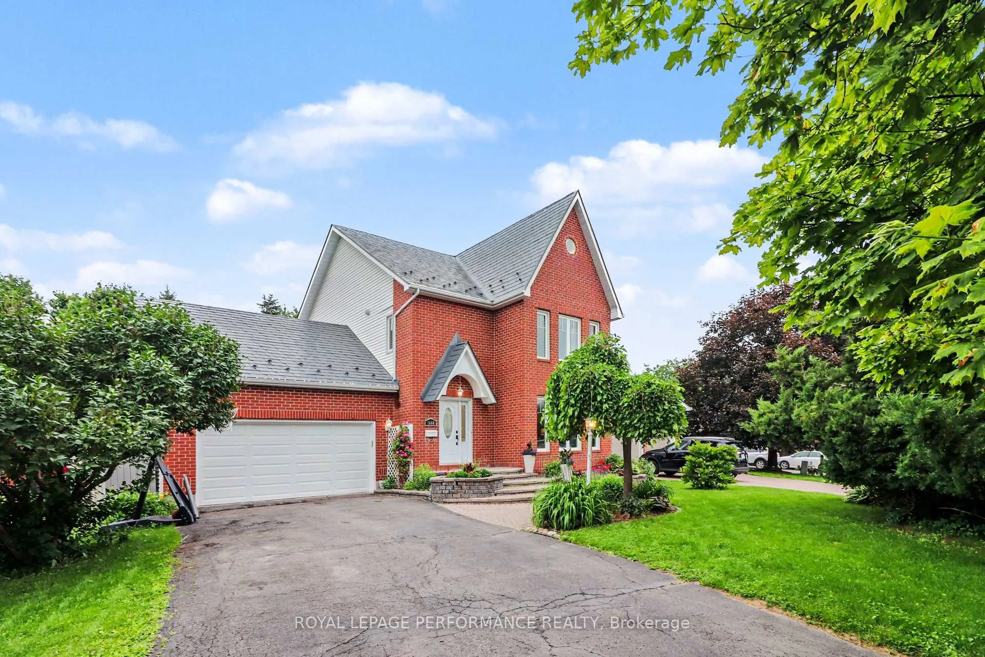 Photo 40 of 1444 Charlebois Avenue, Ottawa, Bilberry Creek/Queenswood Heights — HOMEH