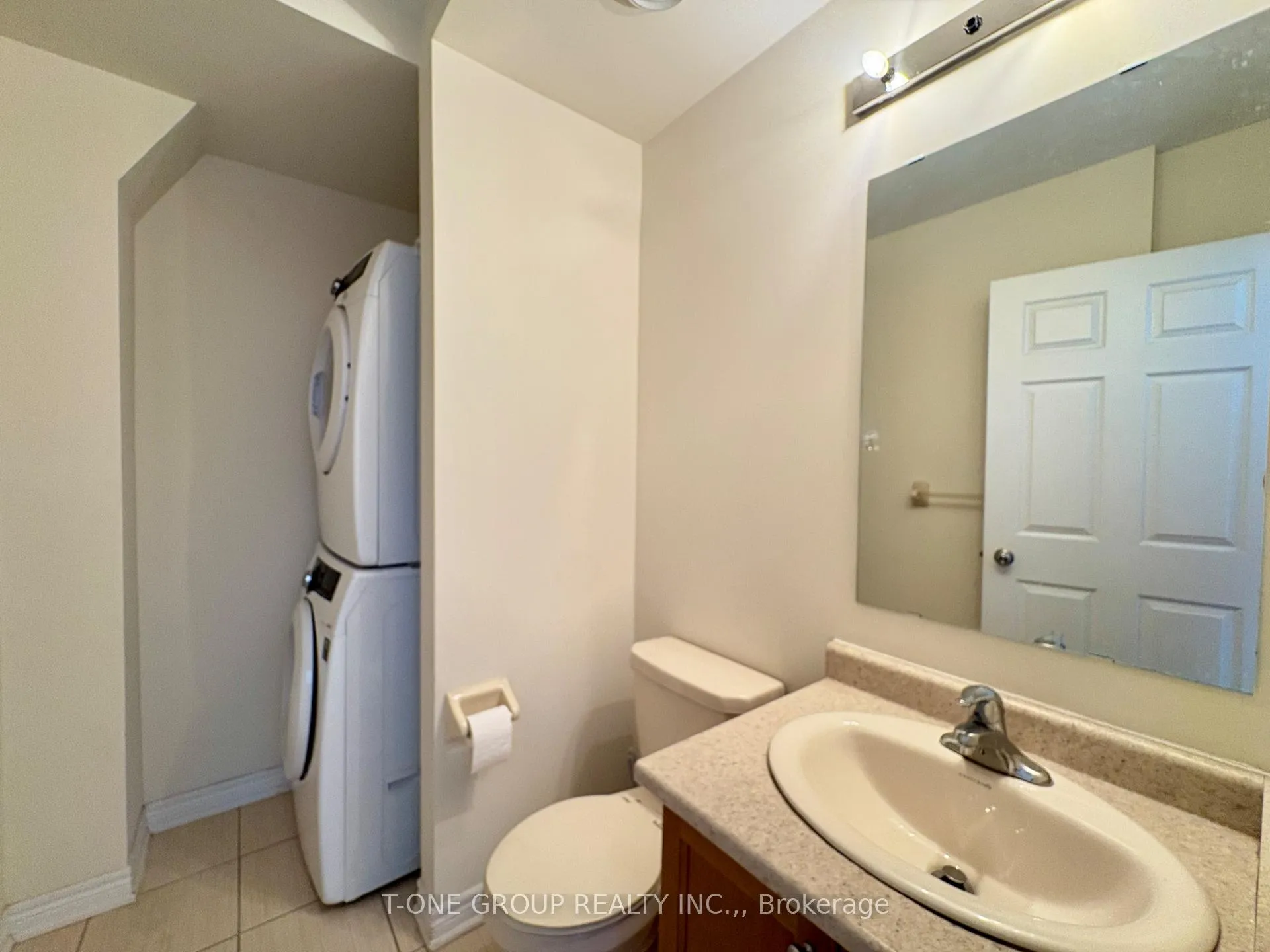 Photo 9 of 14 Petly Lane, Markham, Milliken Mills East — HOMEH