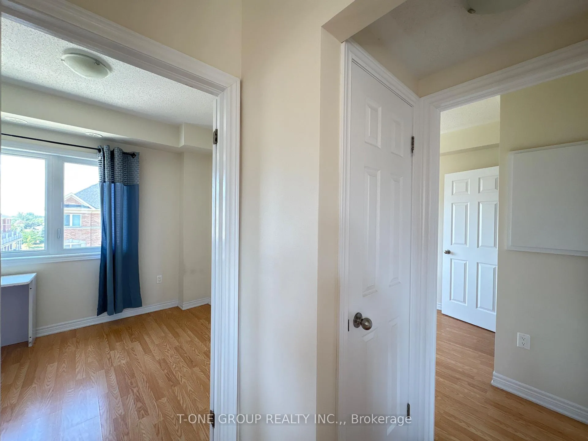 Photo 18 of 14 Petly Lane, Markham, Milliken Mills East — HOMEH