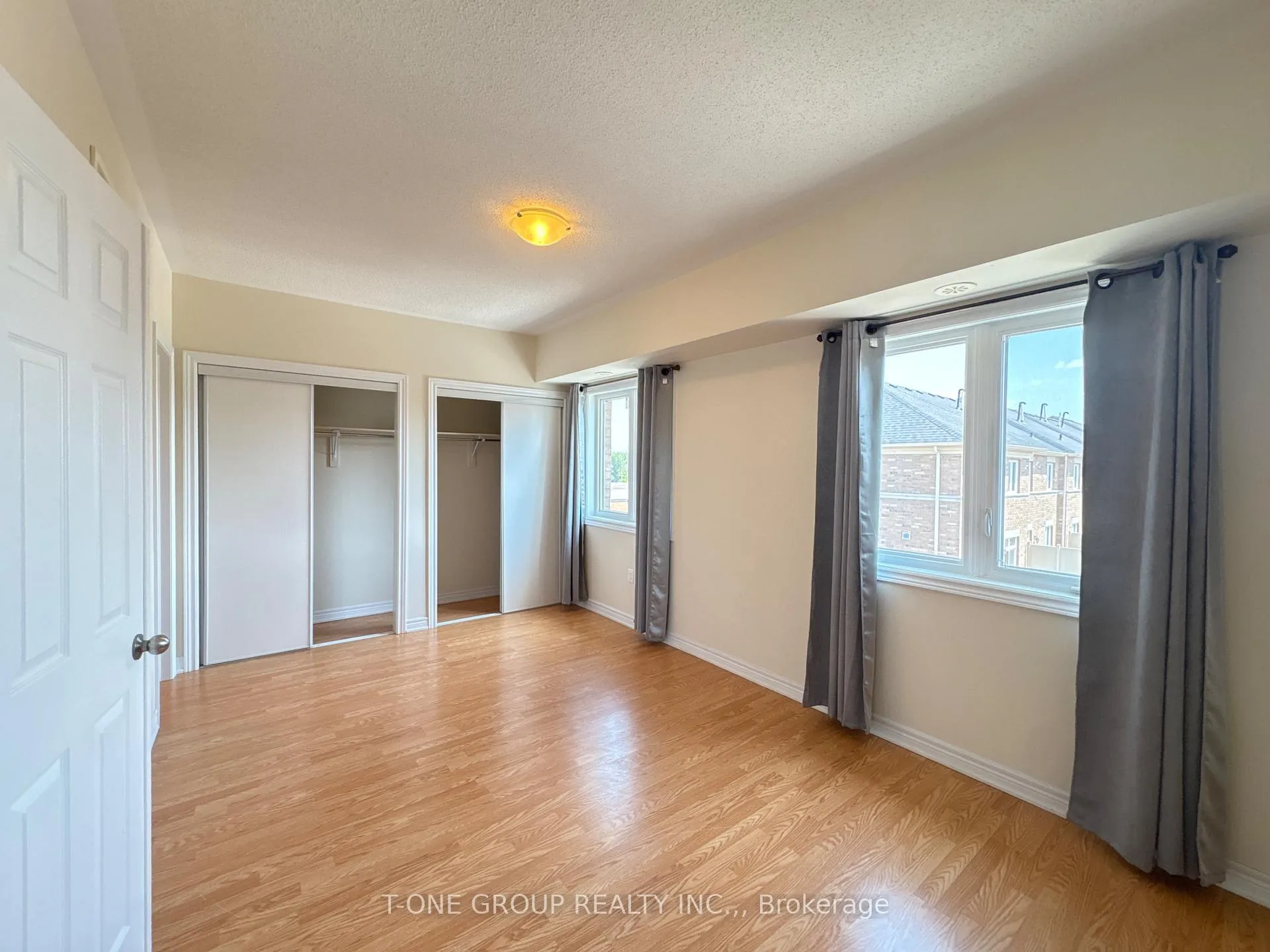 Photo 25 of 14 Petly Lane, Markham, Milliken Mills East — HOMEH