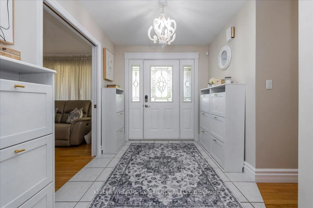 Photo 5 of 48 Brule Street, Penetanguishene — HOMEH