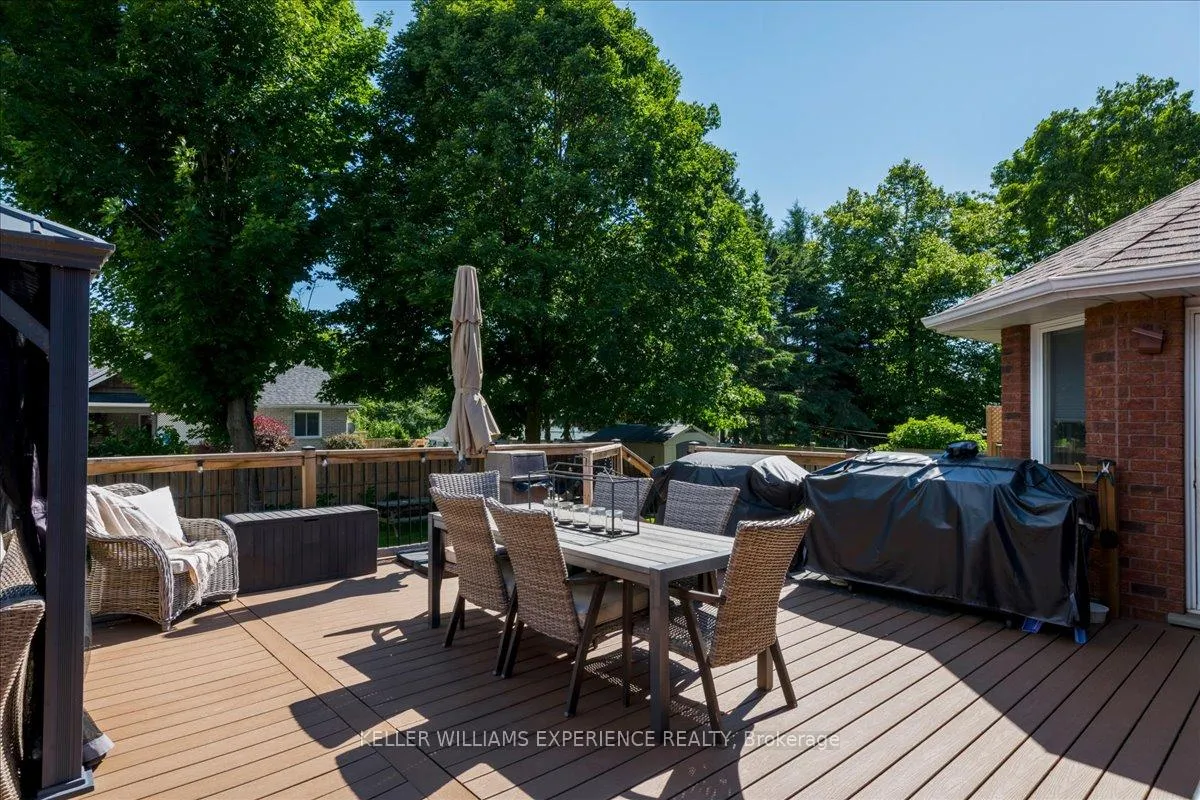 Photo 41 of 48 Brule Street, Penetanguishene — HOMEH