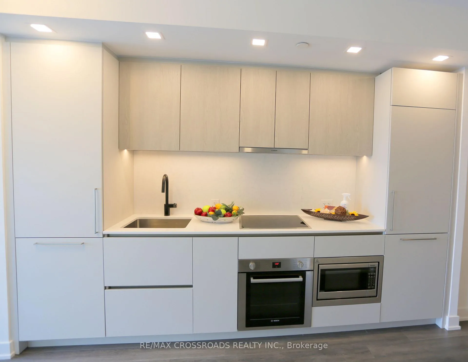 Photo 10 of Unit 2801, 609 Sherbourne Street, Toronto, North St. James Town — HOMEH