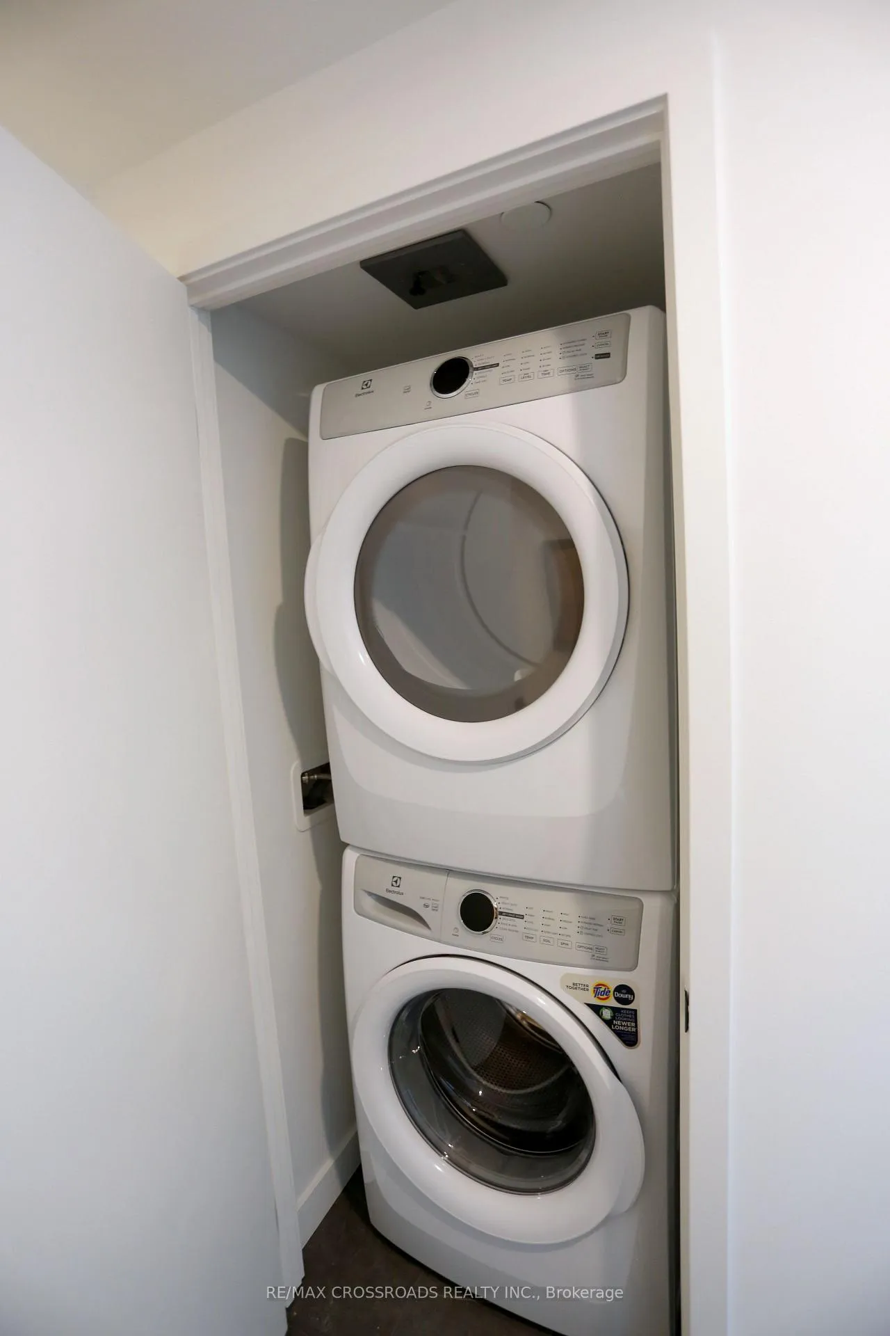 Photo 21 of Unit 2801, 609 Sherbourne Street, Toronto, North St. James Town — HOMEH