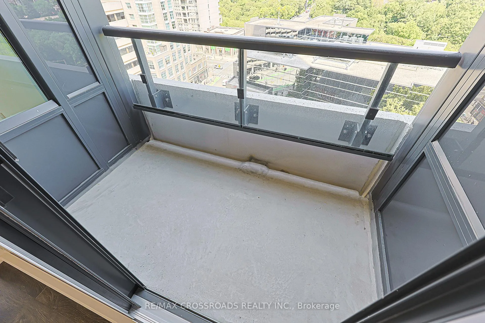 Photo 24 of Unit 2801, 609 Sherbourne Street, Toronto, North St. James Town — HOMEH
