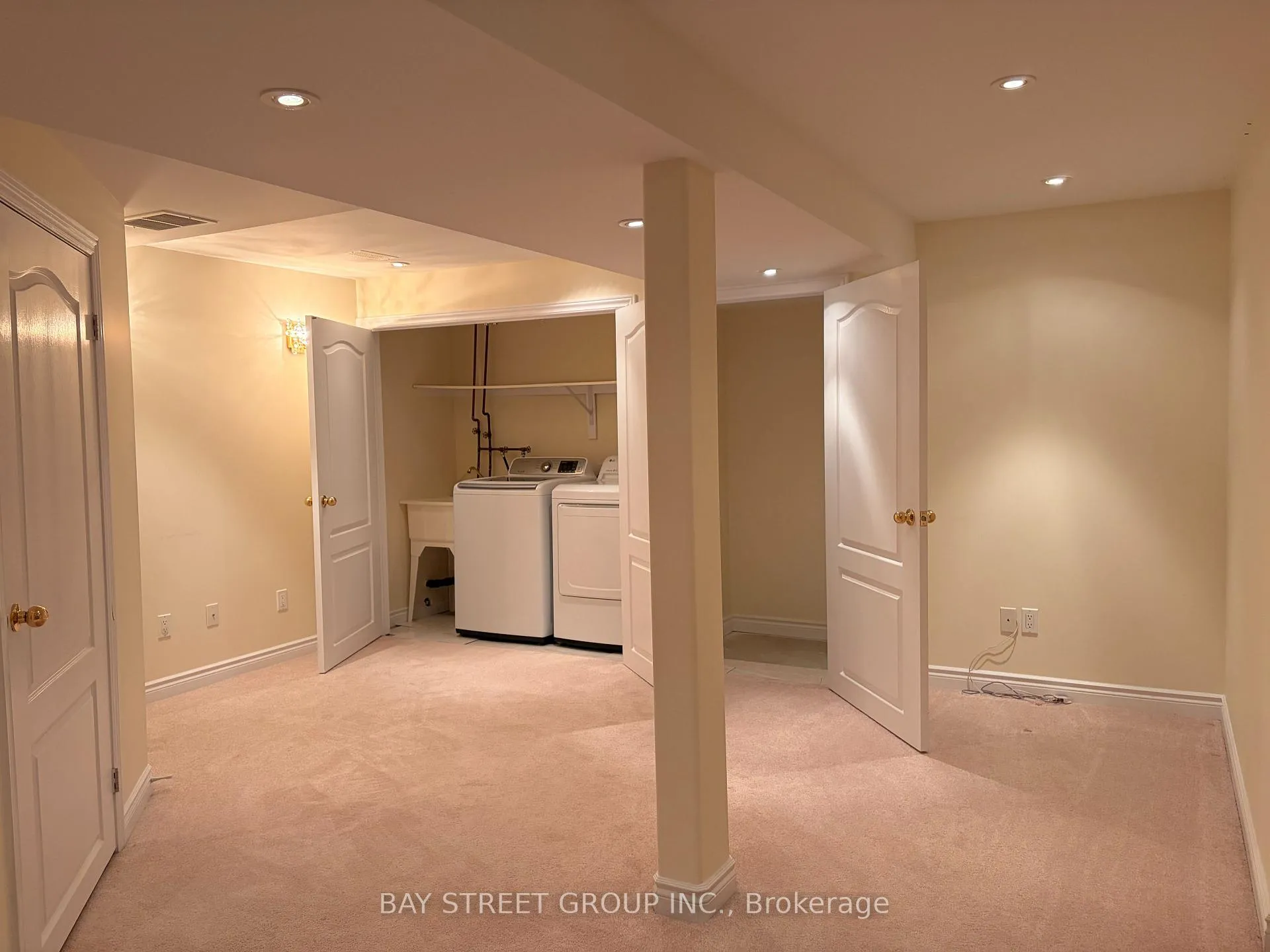 Photo 17 of 211 Stonebridge Drive, Markham, Berczy — HOMEH
