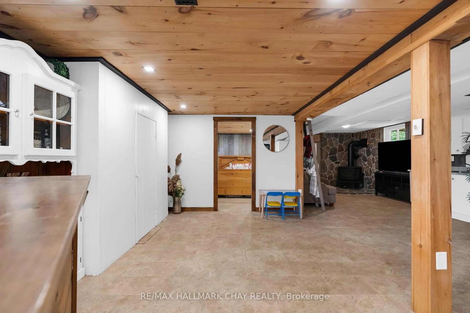 Photo 23 of 2 Wyant Drive, Clearview, Stayner — HOMEH
