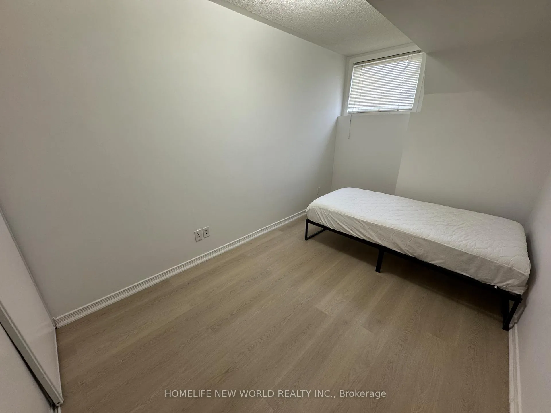 Photo 10 of 83 Sunrise Drive, Markham, Milliken Mills East — HOMEH
