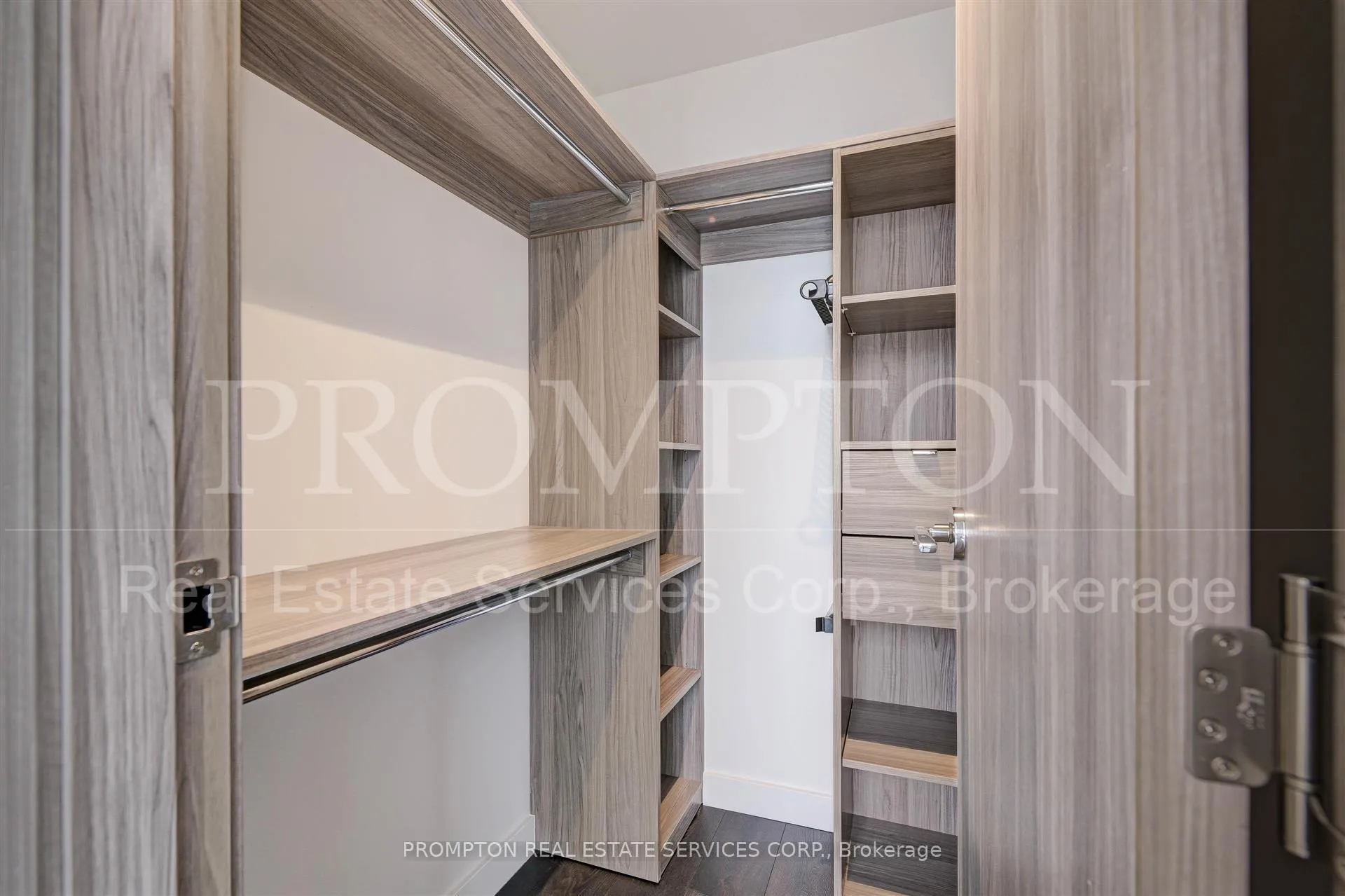 Photo 13 of Unit 2801, 95 McMahon Drive, North York, Bayview Village — HOMEH