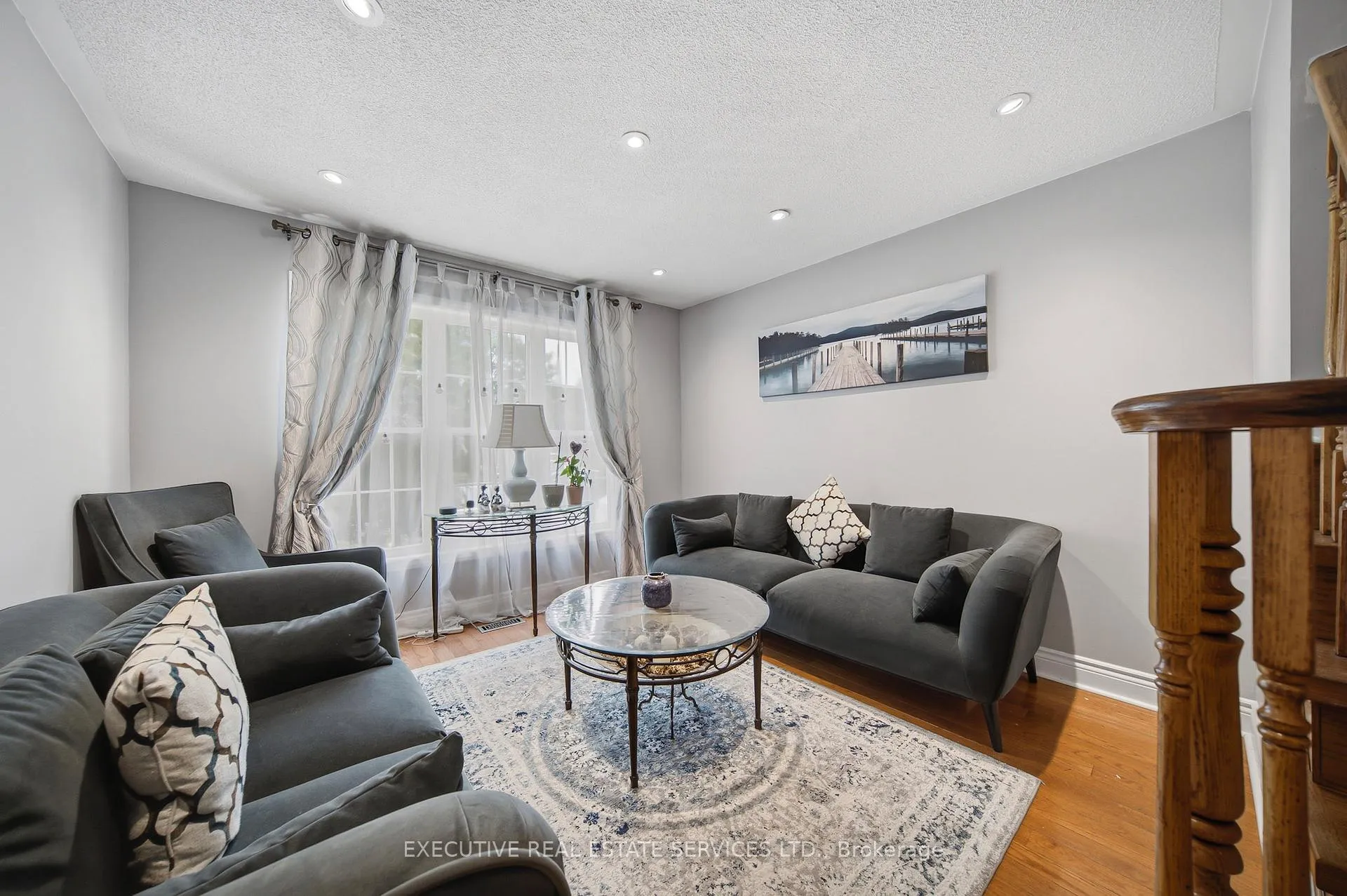 Photo 5 of 51 Worthington Avenue, Brampton, Fletcher's Meadow — HOMEH