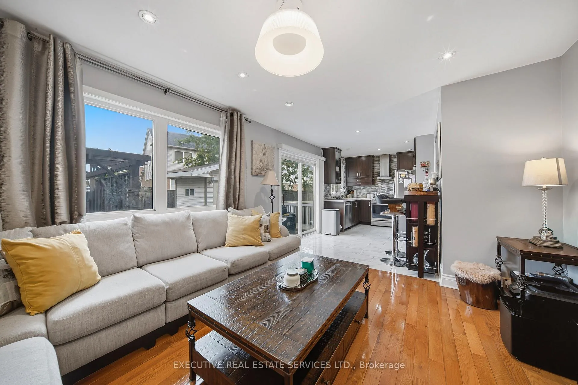 Photo 9 of 51 Worthington Avenue, Brampton, Fletcher's Meadow — HOMEH