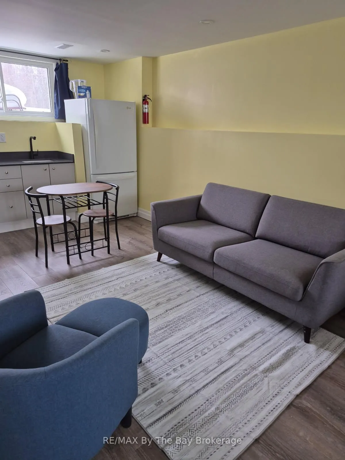 Photo 7 of Unit 2, 7 Harbour Crescent, Wasaga Beach — HOMEH