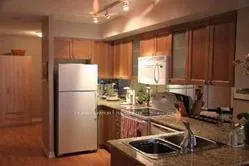 Photo 4 of Unit 1004, 761 Bay Street, Toronto, Bay Street Corridor — HOMEH