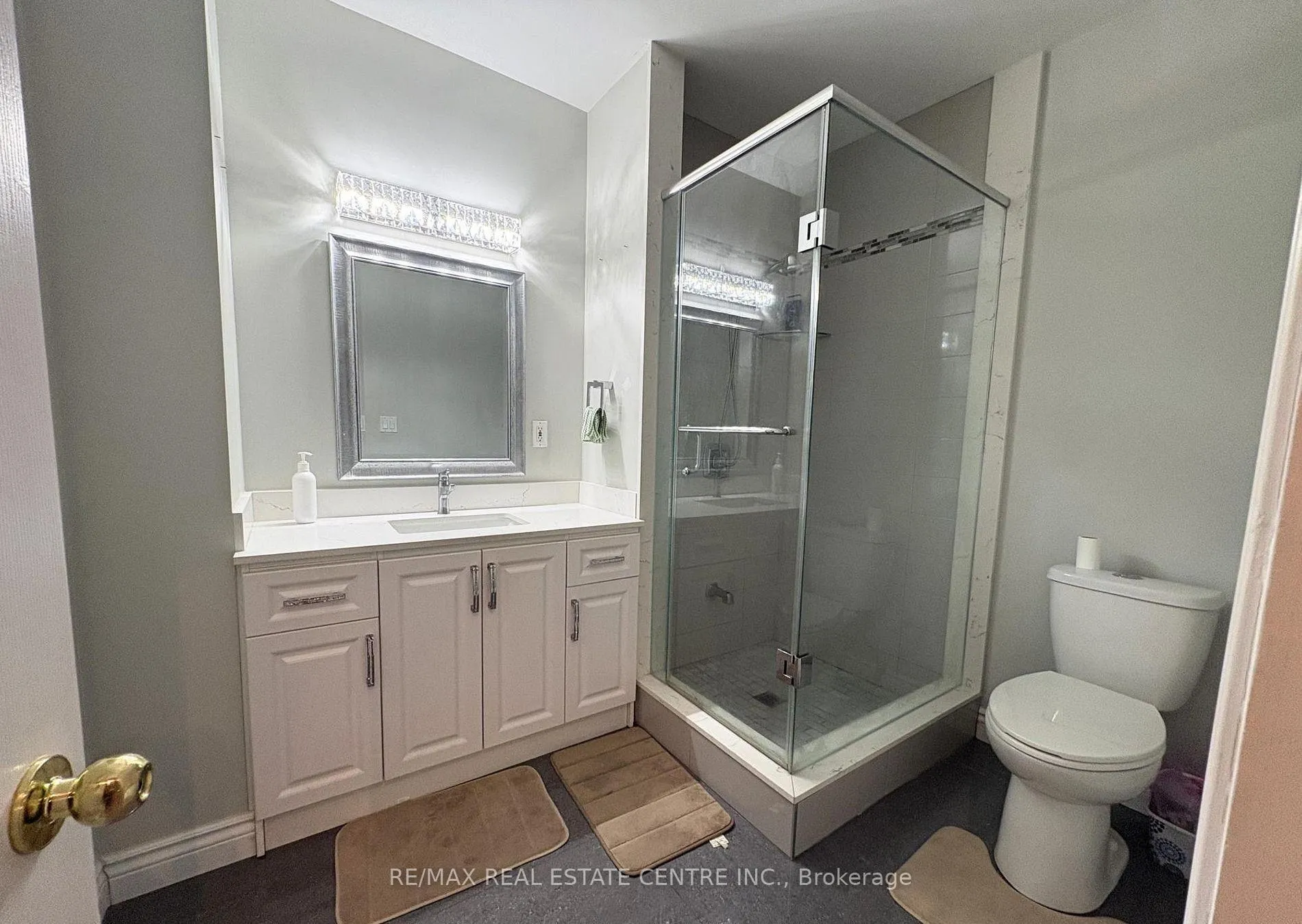 Photo 10 of 105 Wales Avenue, Markham, Old Markham Village — HOMEH