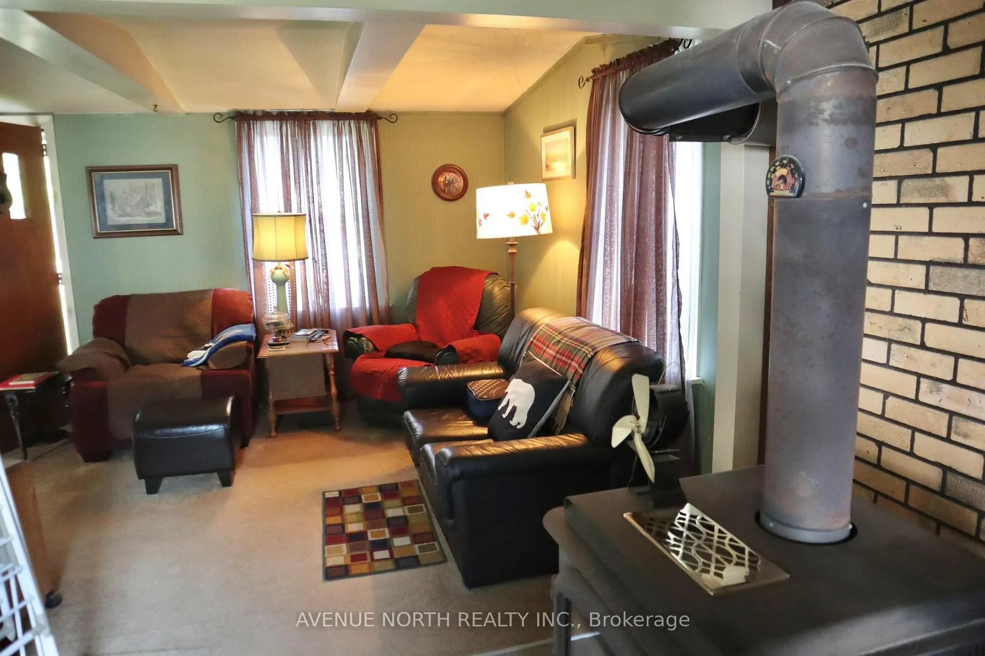 Photo 14 of 2125 Old Montreal Road, Ottawa, Camelot — HOMEH