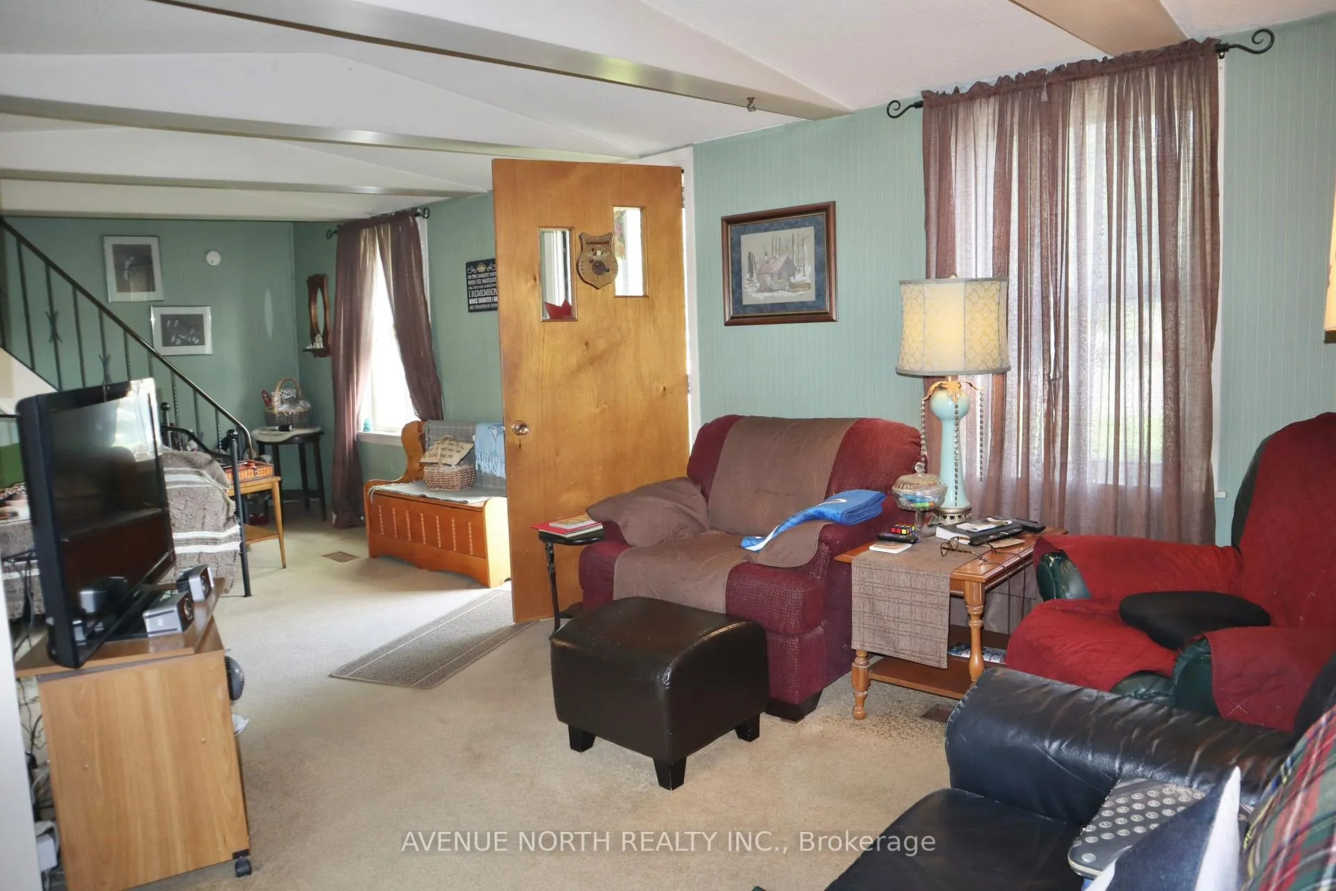 Photo 15 of 2125 Old Montreal Road, Ottawa, Camelot — HOMEH