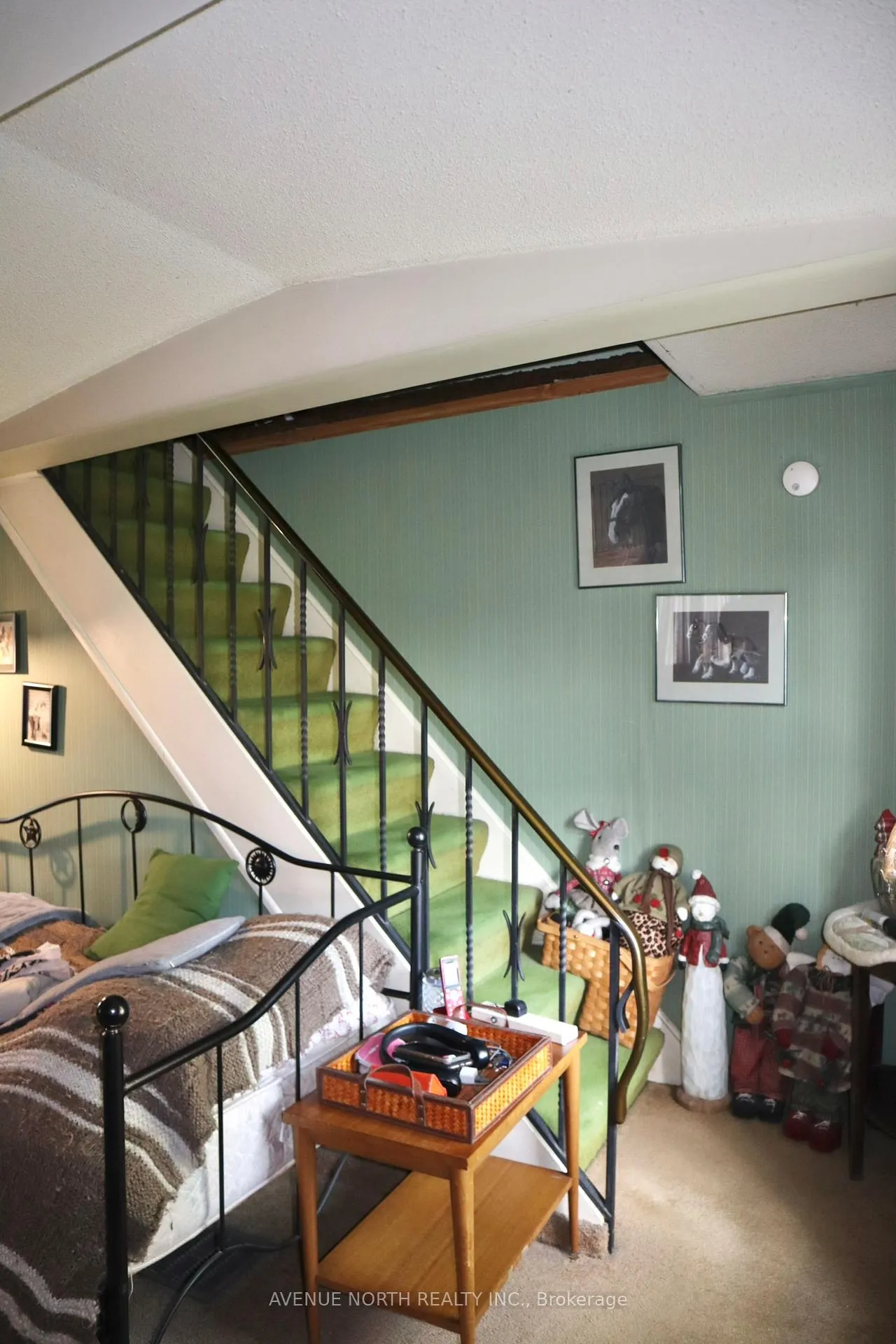 Photo 16 of 2125 Old Montreal Road, Ottawa, Camelot — HOMEH