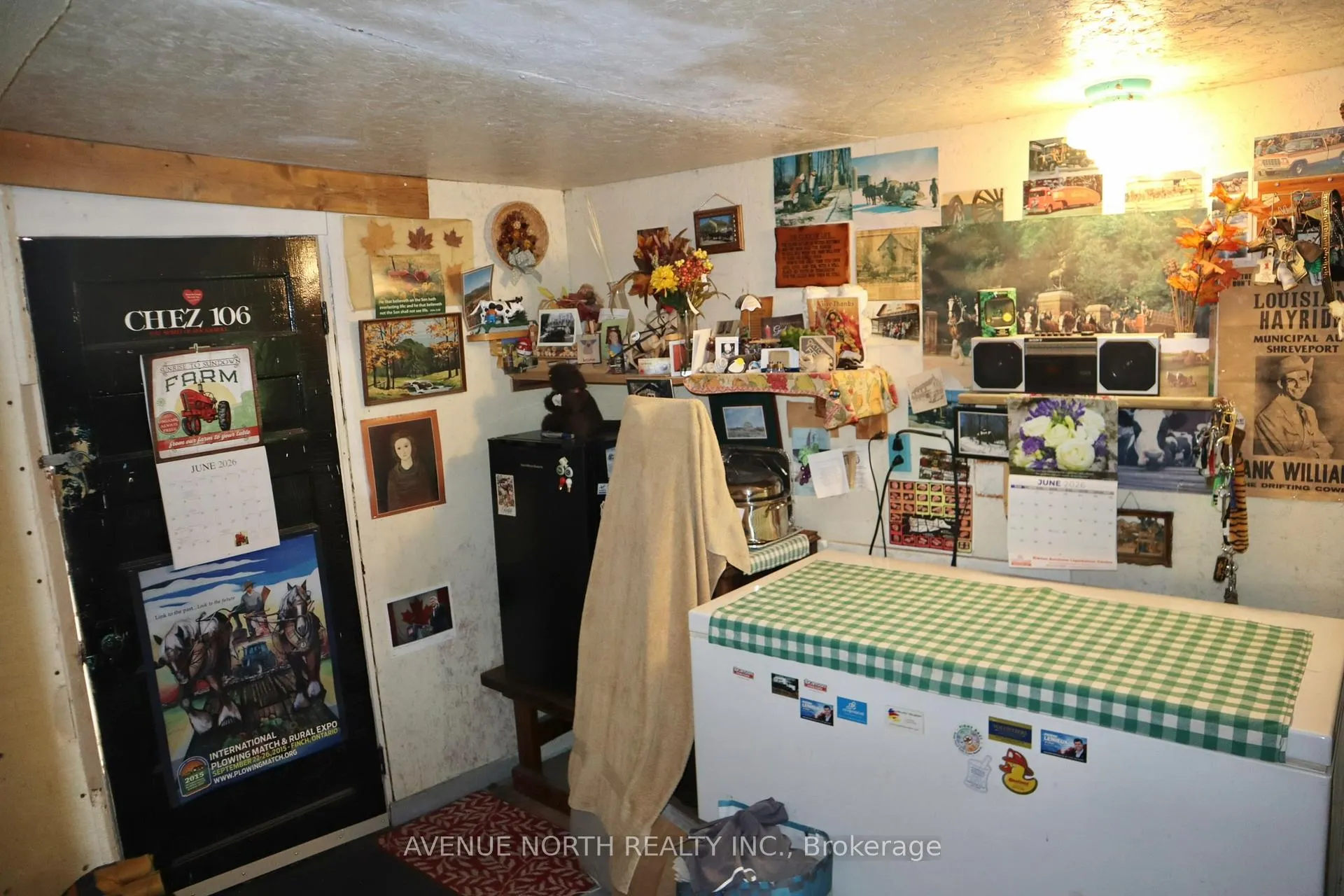 Photo 26 of 2125 Old Montreal Road, Ottawa, Camelot — HOMEH