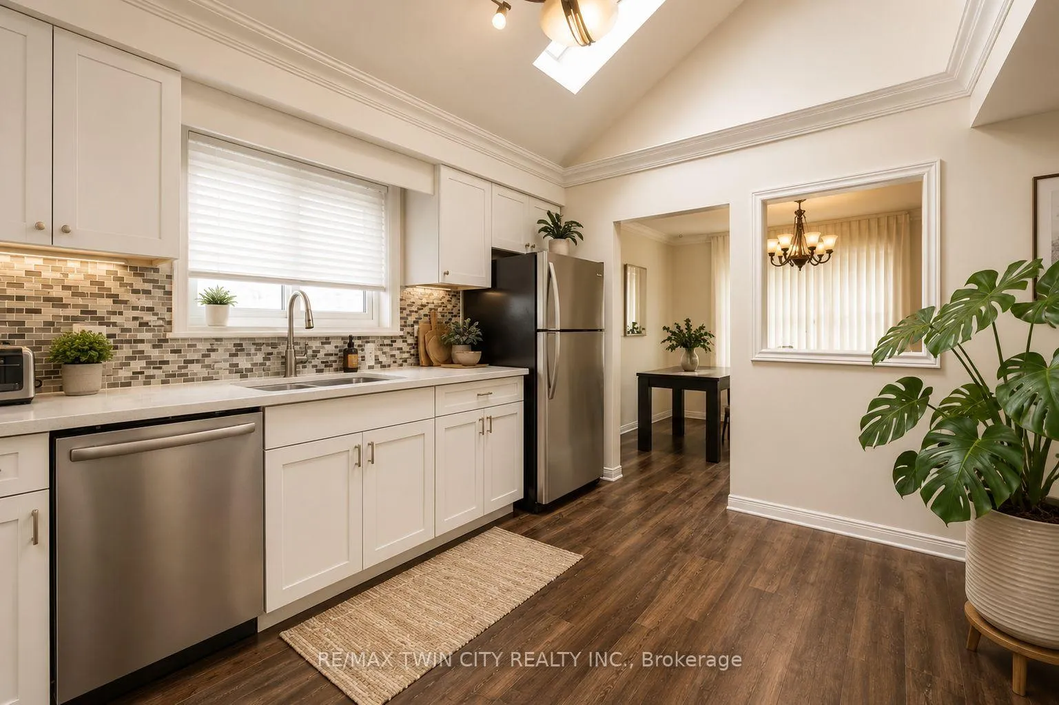 Photo 5 of 20 Glenforest Road, Brampton, Northgate — HOMEH