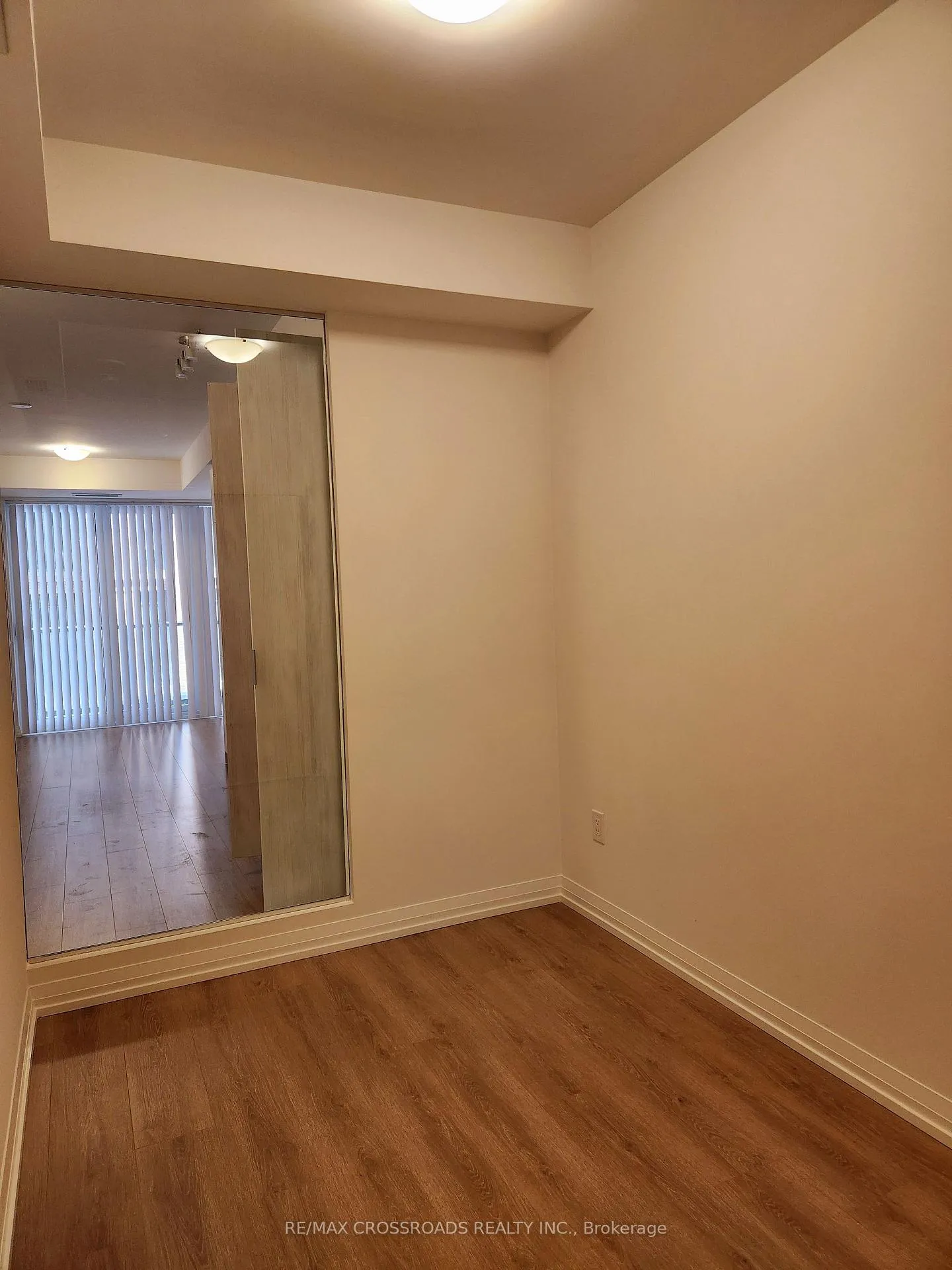 Photo 16 of Unit 704, 8 Widmer Street, Toronto, Waterfront Communities — HOMEH