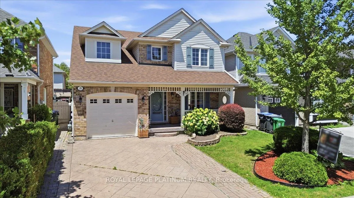 Photo 2 of 21 Vista Green Crescent, Brampton, Fletcher's Meadow — HOMEH