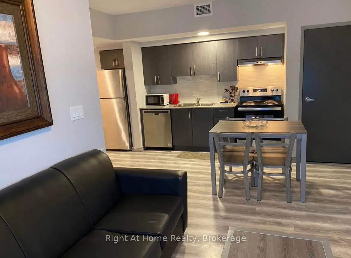 Photo 2 of Unit H201, 275 Larch Street, Waterloo, Beechwood/University — HOMEH