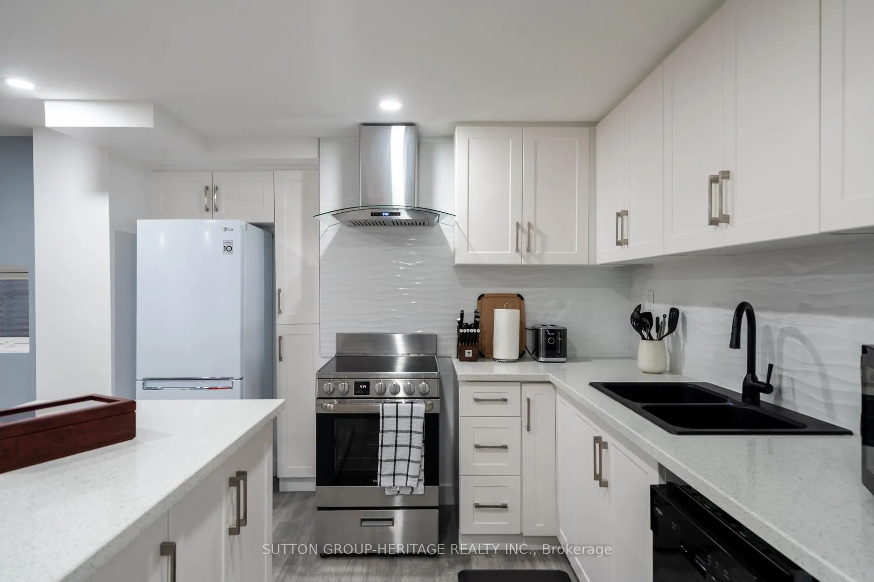 Photo 8 of Unit Bsmt, 1059 Riverview Crescent, Pickering, Rougemount — HOMEH