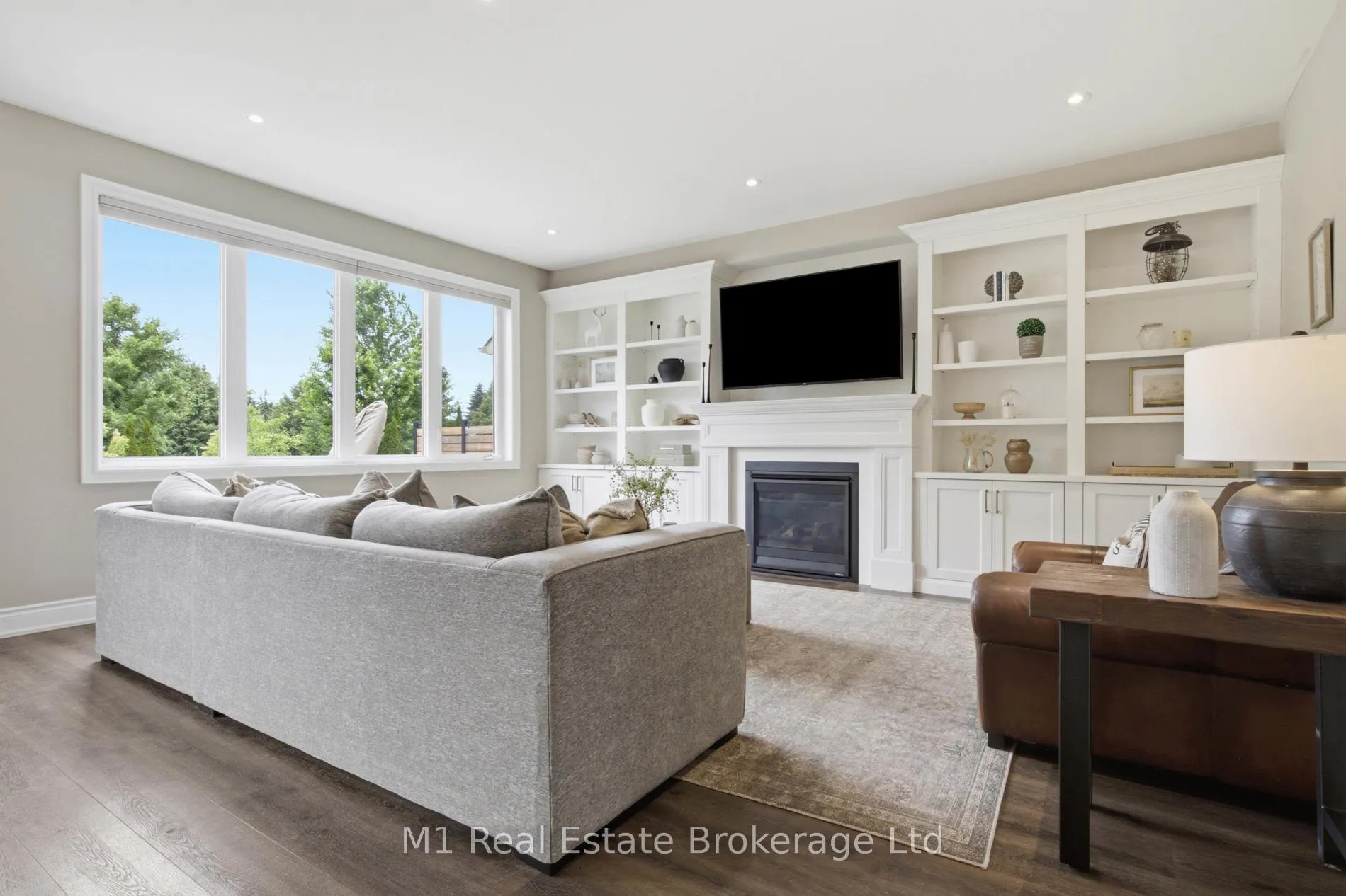Photo 8 of 140 Harpin Way E, Centre Wellington, Fergus — HOMEH