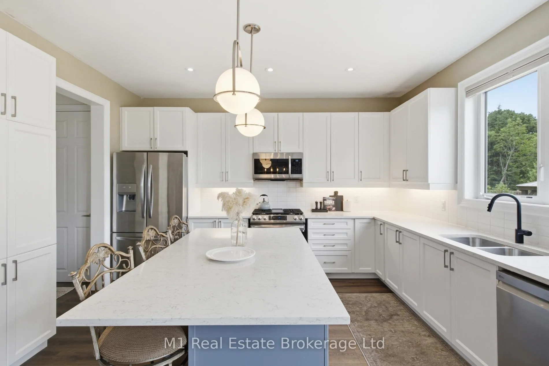 Photo 12 of 140 Harpin Way E, Centre Wellington, Fergus — HOMEH