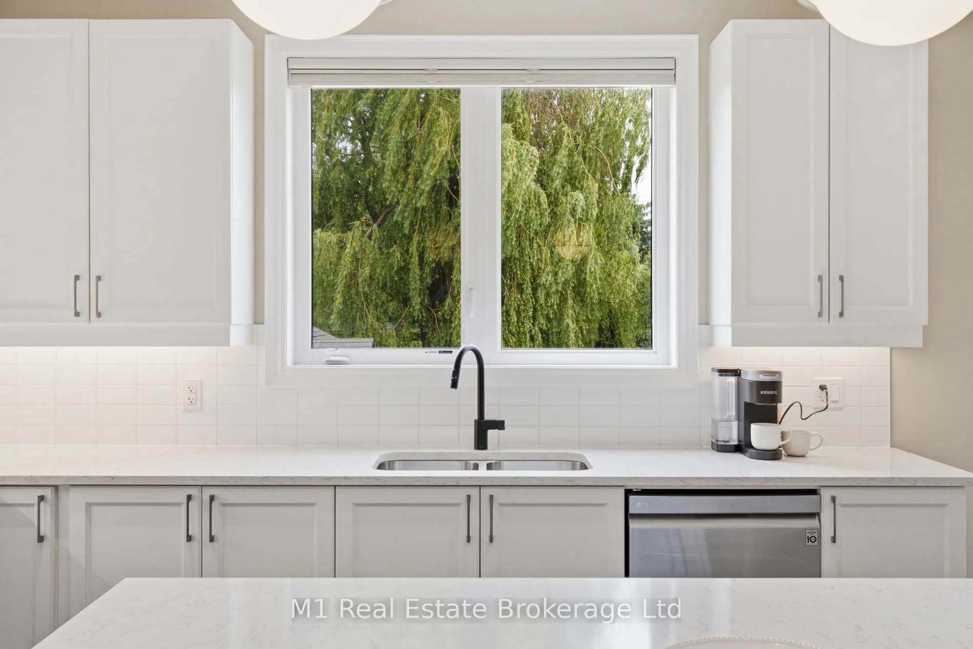 Photo 13 of 140 Harpin Way E, Centre Wellington, Fergus — HOMEH