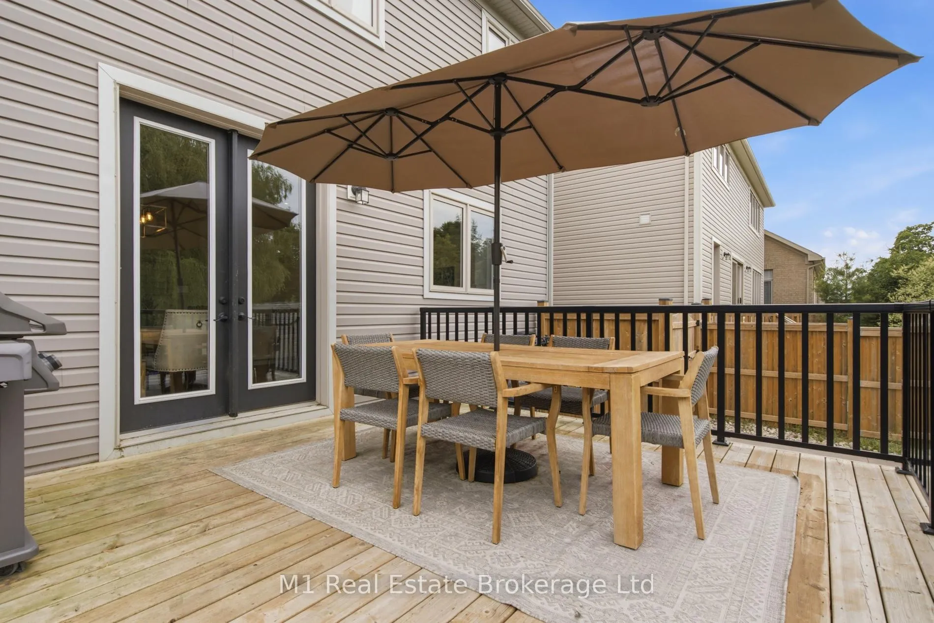 Photo 34 of 140 Harpin Way E, Centre Wellington, Fergus — HOMEH