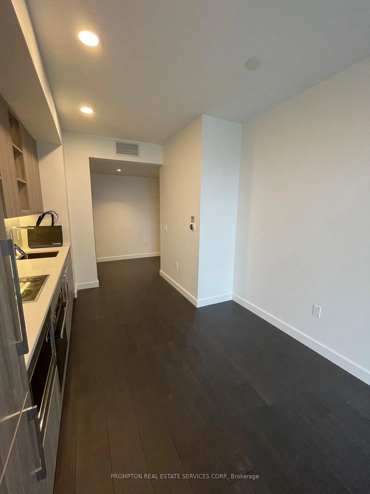 Photo 16 of Unit 2015, 85 McMahon Drive, North York, Bayview Village — HOMEH