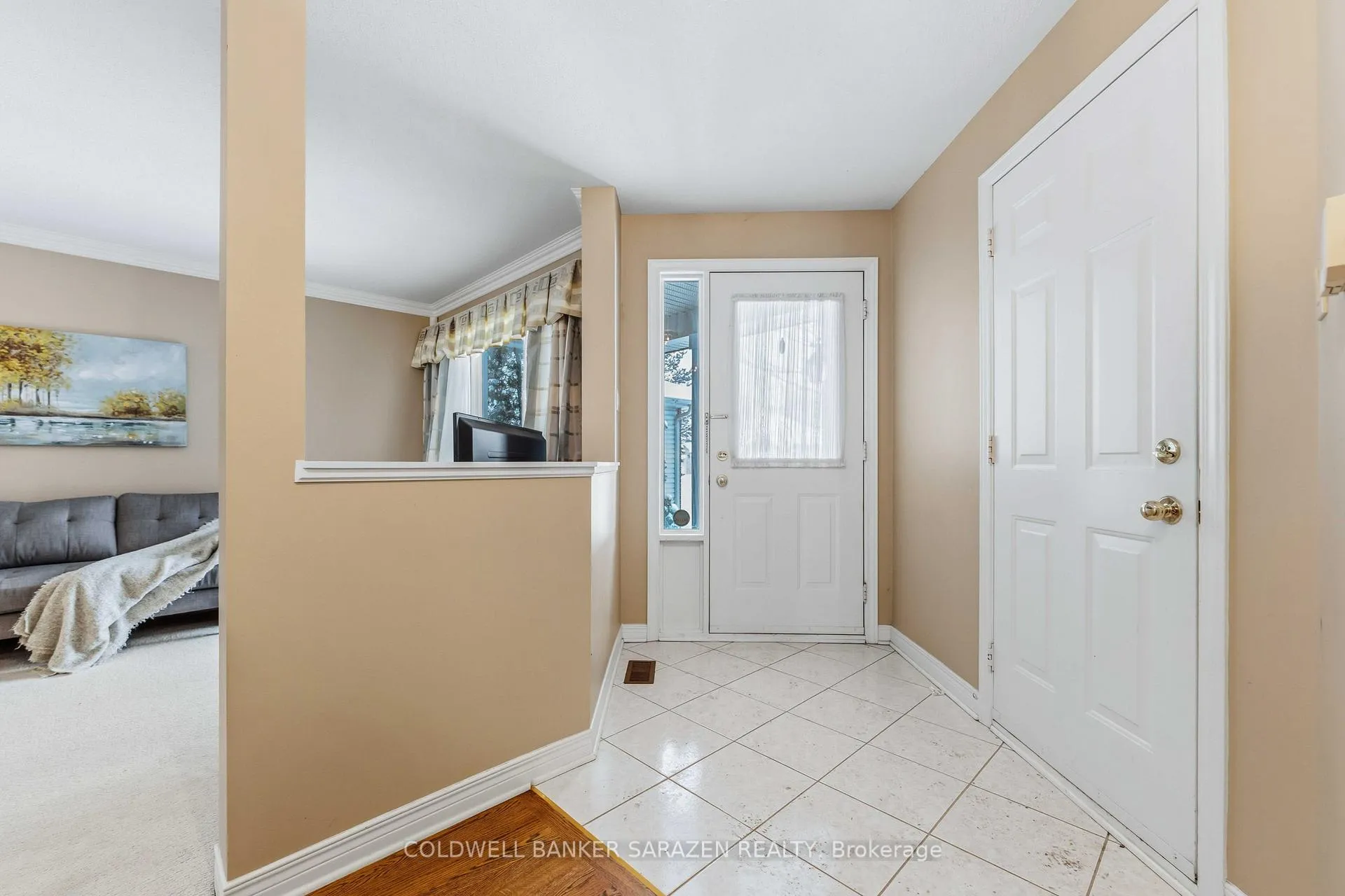 Photo 3 of 81 Kimberwick Crescent, Ottawa, Quinterra — HOMEH