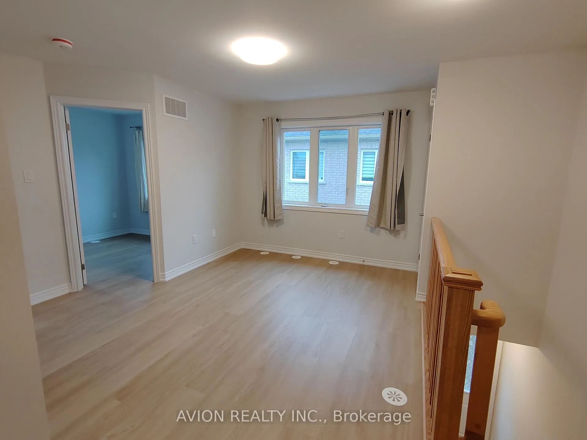 Photo 6 of 5 Waterleaf Road, Markham, Cornell — HOMEH
