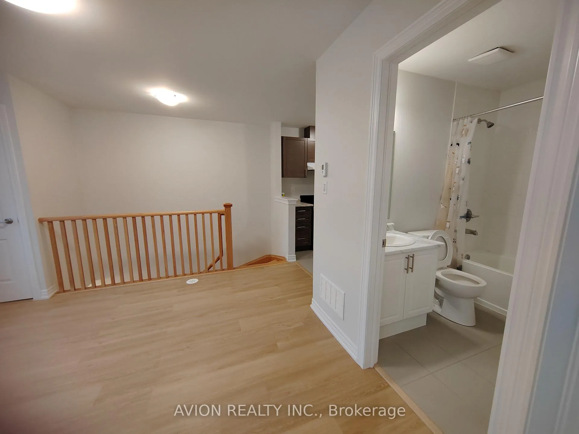 Photo 8 of 5 Waterleaf Road, Markham, Cornell — HOMEH