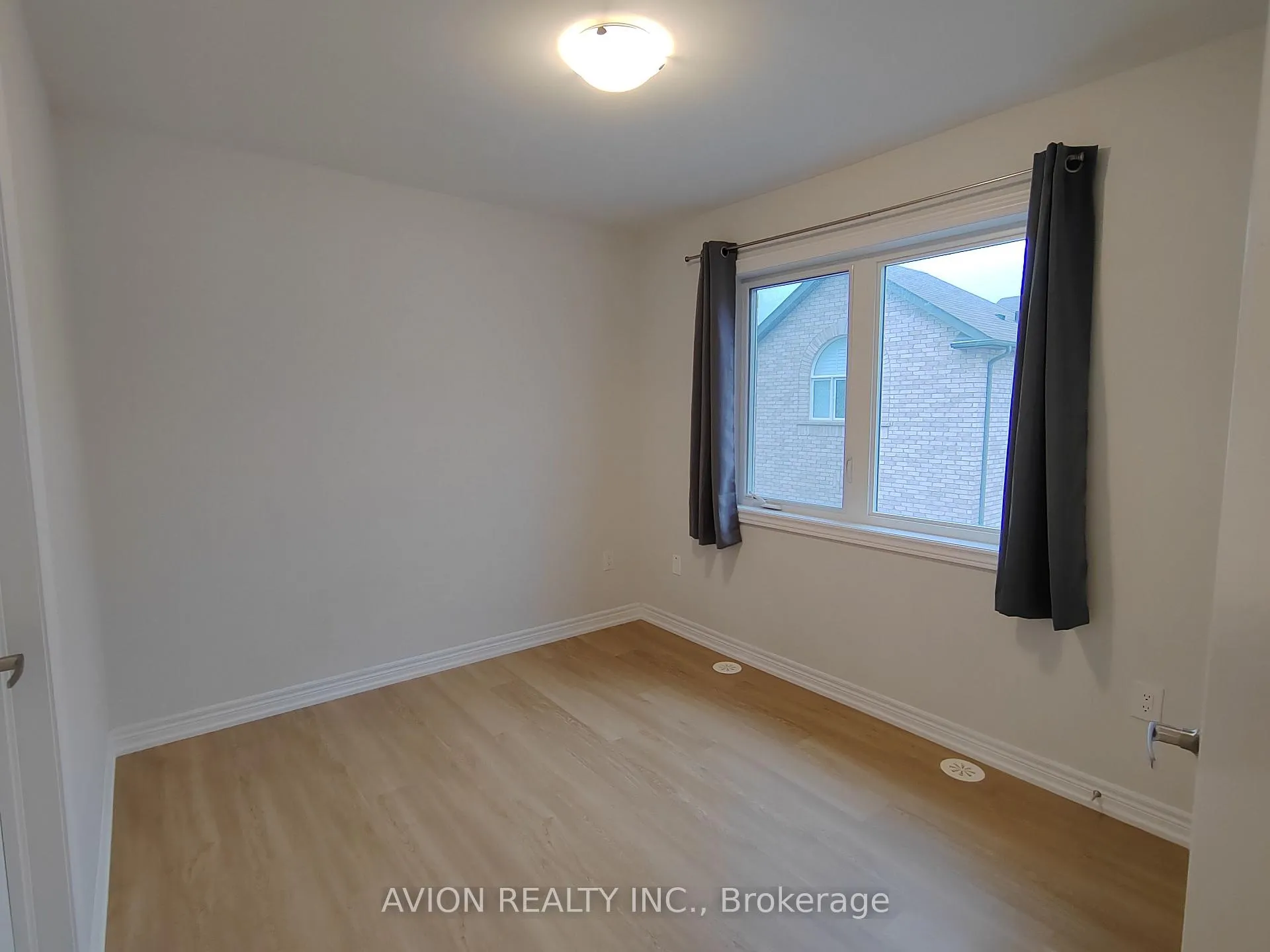 Photo 9 of 5 Waterleaf Road, Markham, Cornell — HOMEH