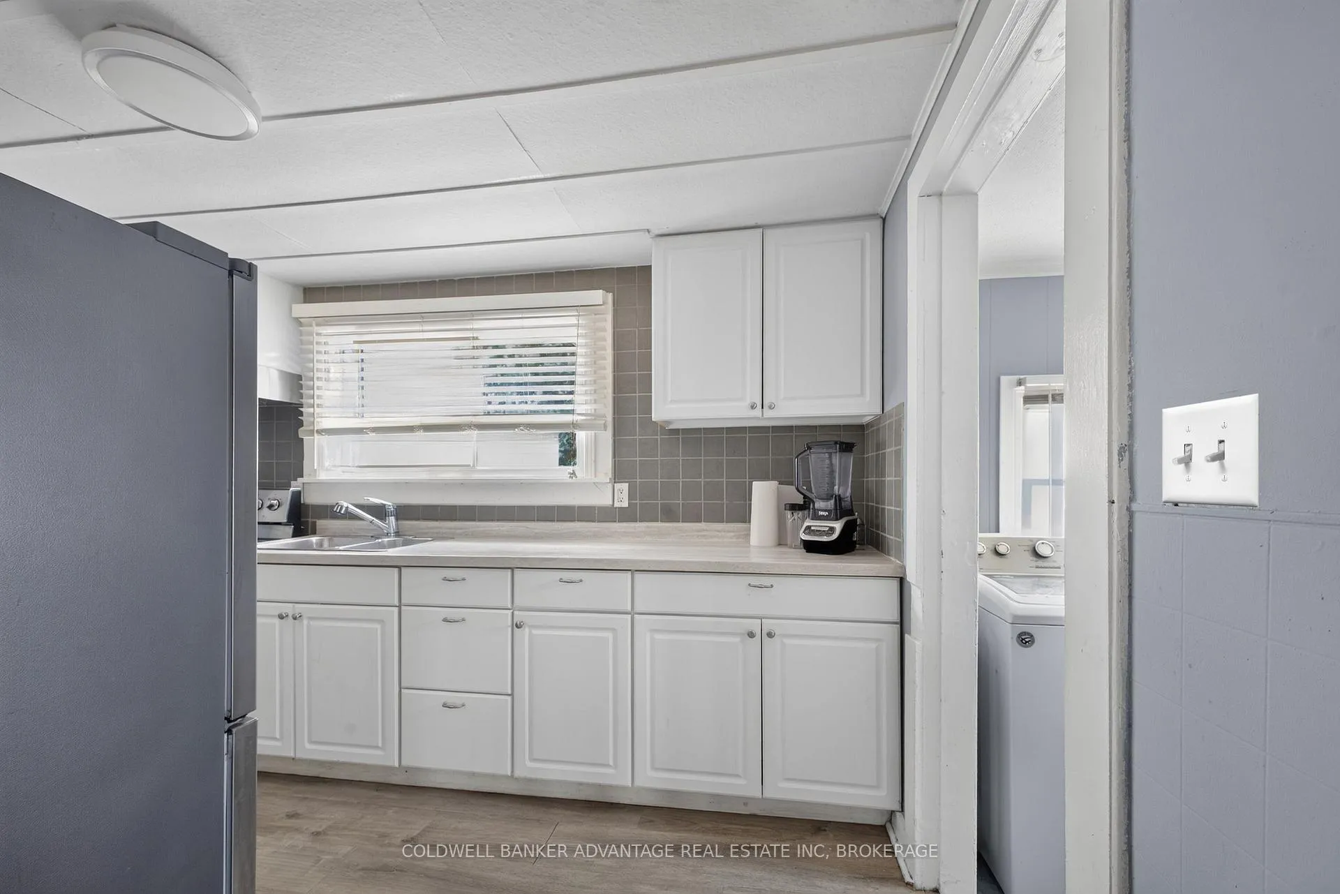 Photo 4 of 69 Dolphin Street, Port Colborne, Bethel — HOMEH
