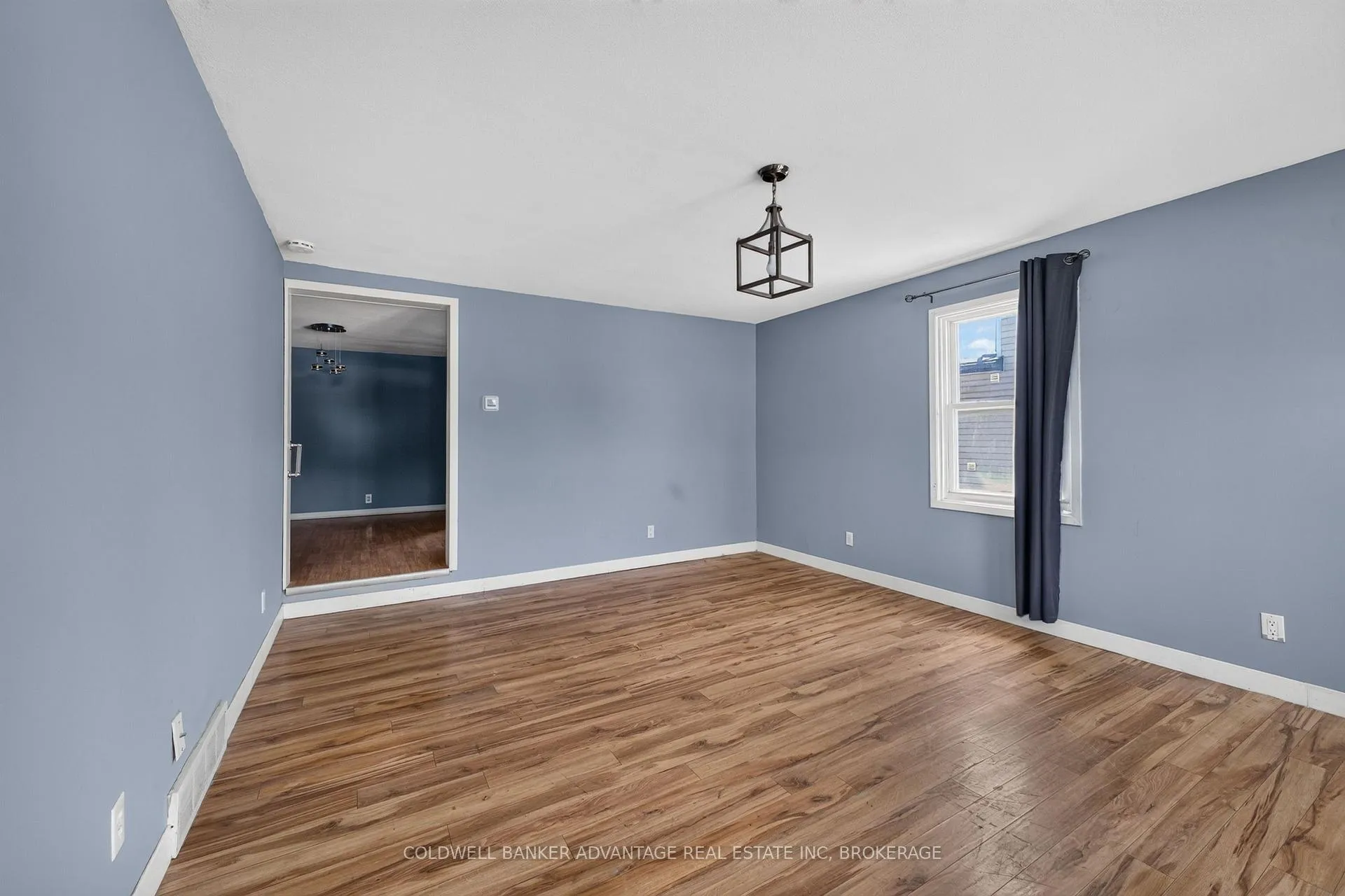 Photo 9 of 69 Dolphin Street, Port Colborne, Bethel — HOMEH