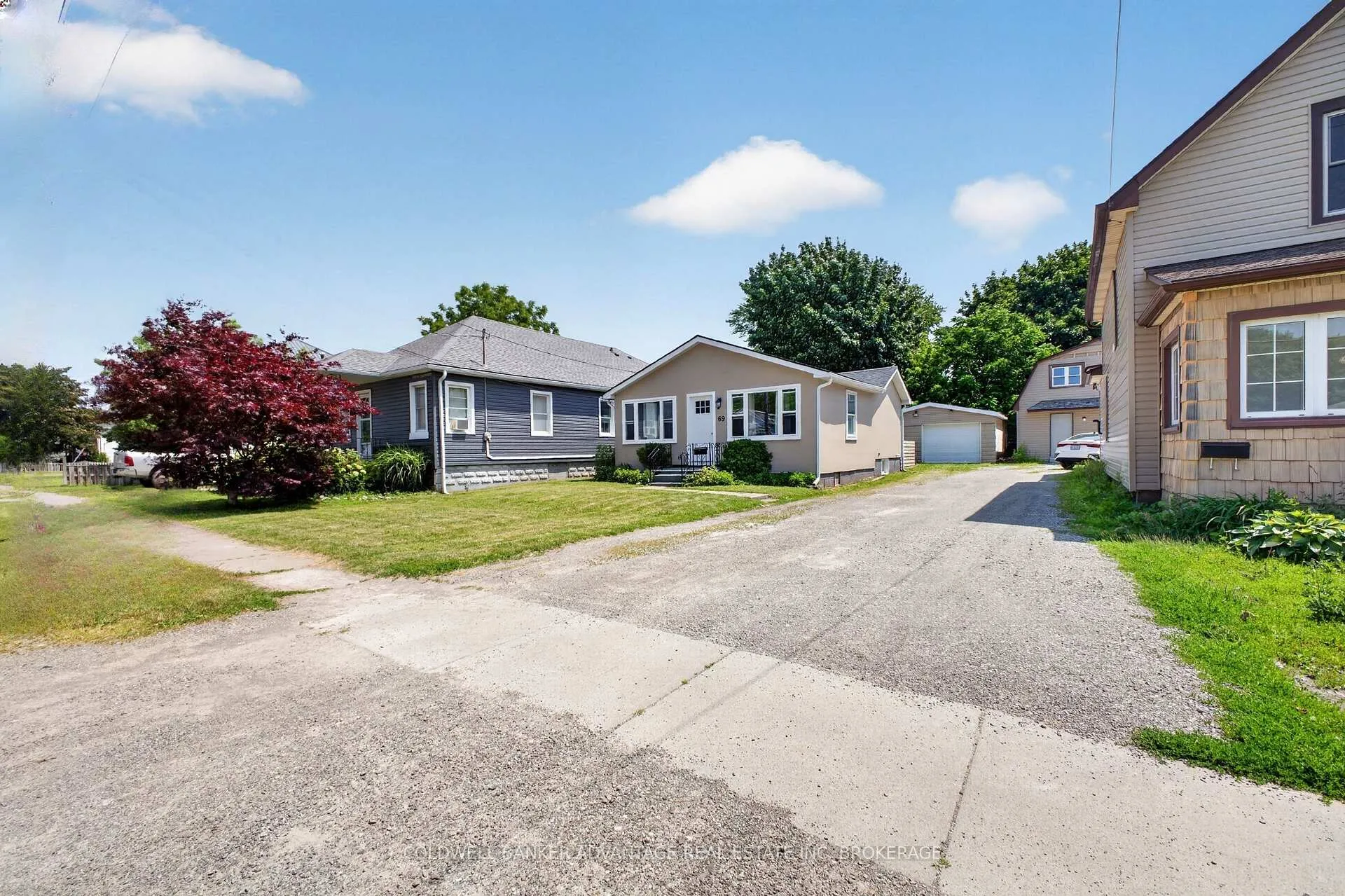Photo 15 of 69 Dolphin Street, Port Colborne, Bethel — HOMEH