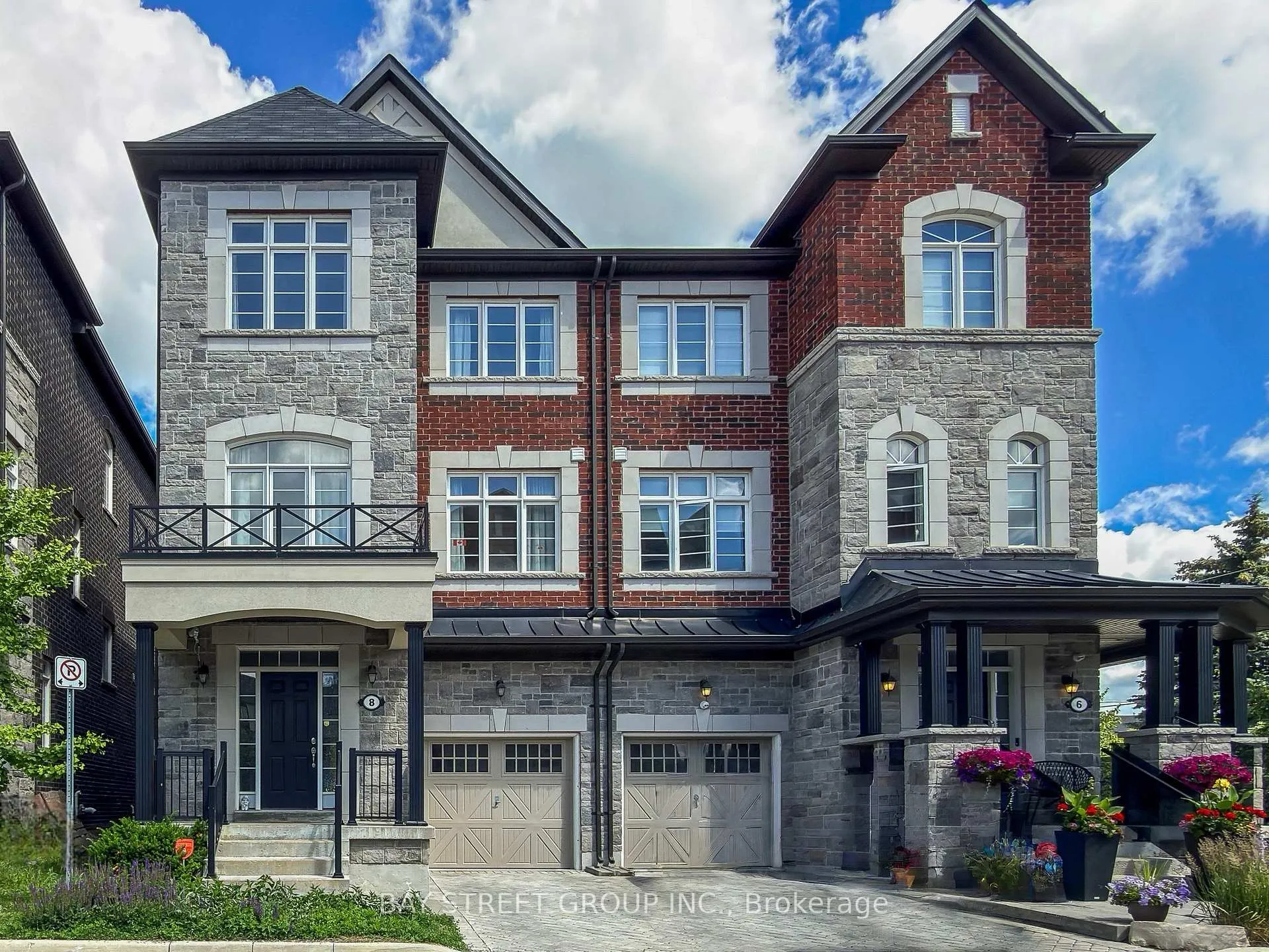 Photo 1 of 8 Globemaster Lane, Richmond Hill, Oak Ridges — HOMEH