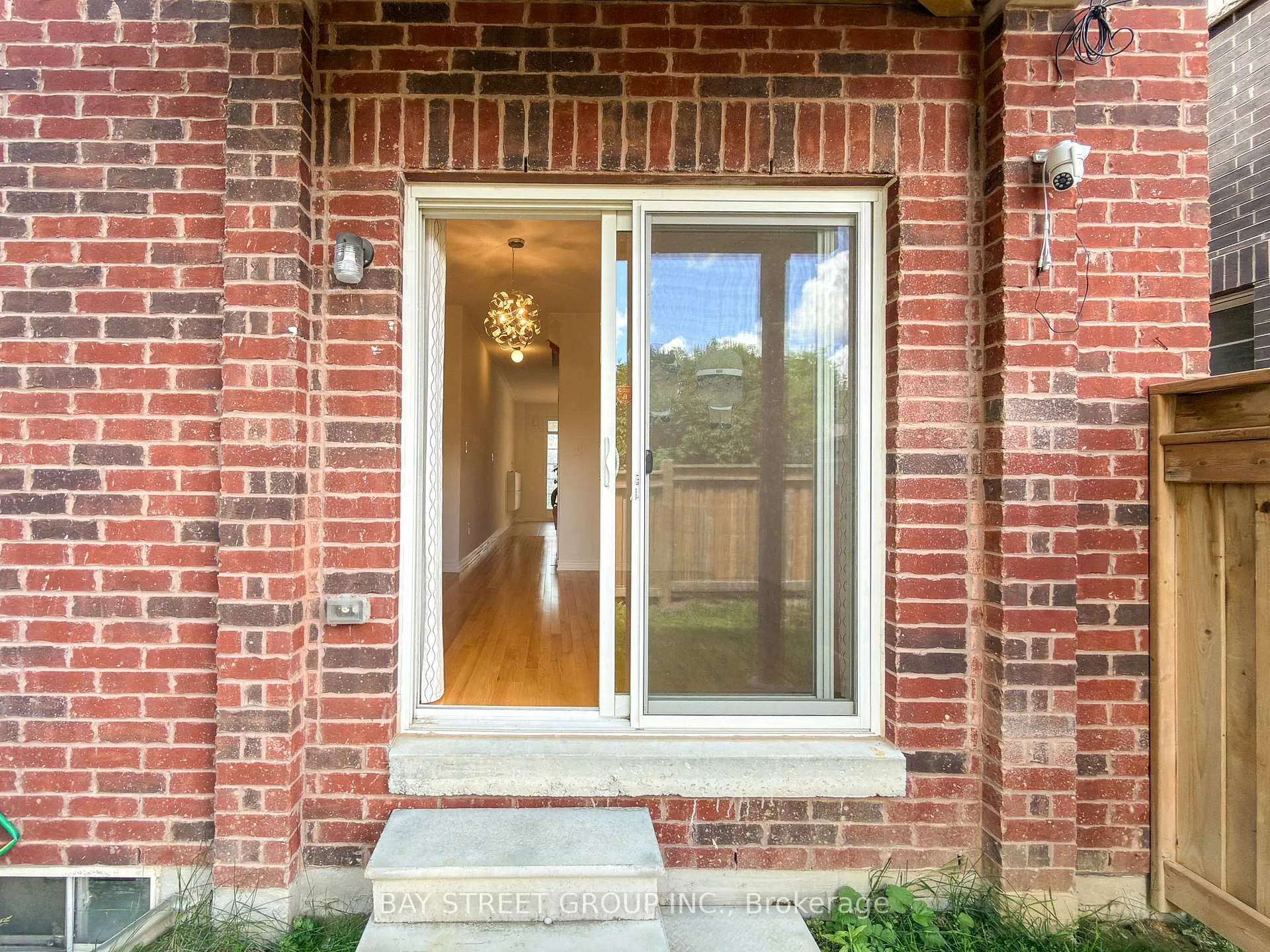 Photo 15 of 8 Globemaster Lane, Richmond Hill, Oak Ridges — HOMEH