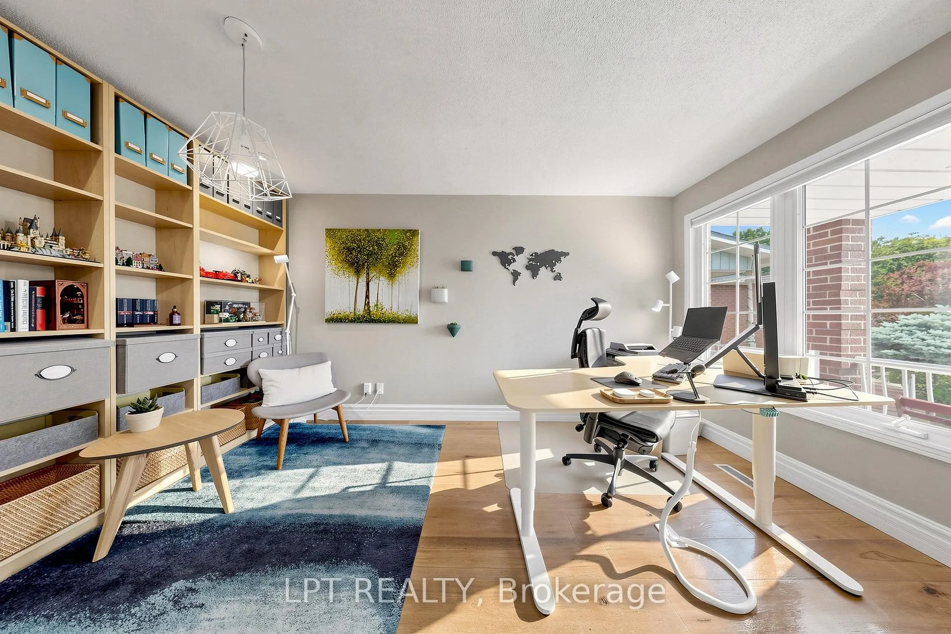 Photo 8 of 30 Pentland Crescent, Vaughan, Maple — HOMEH