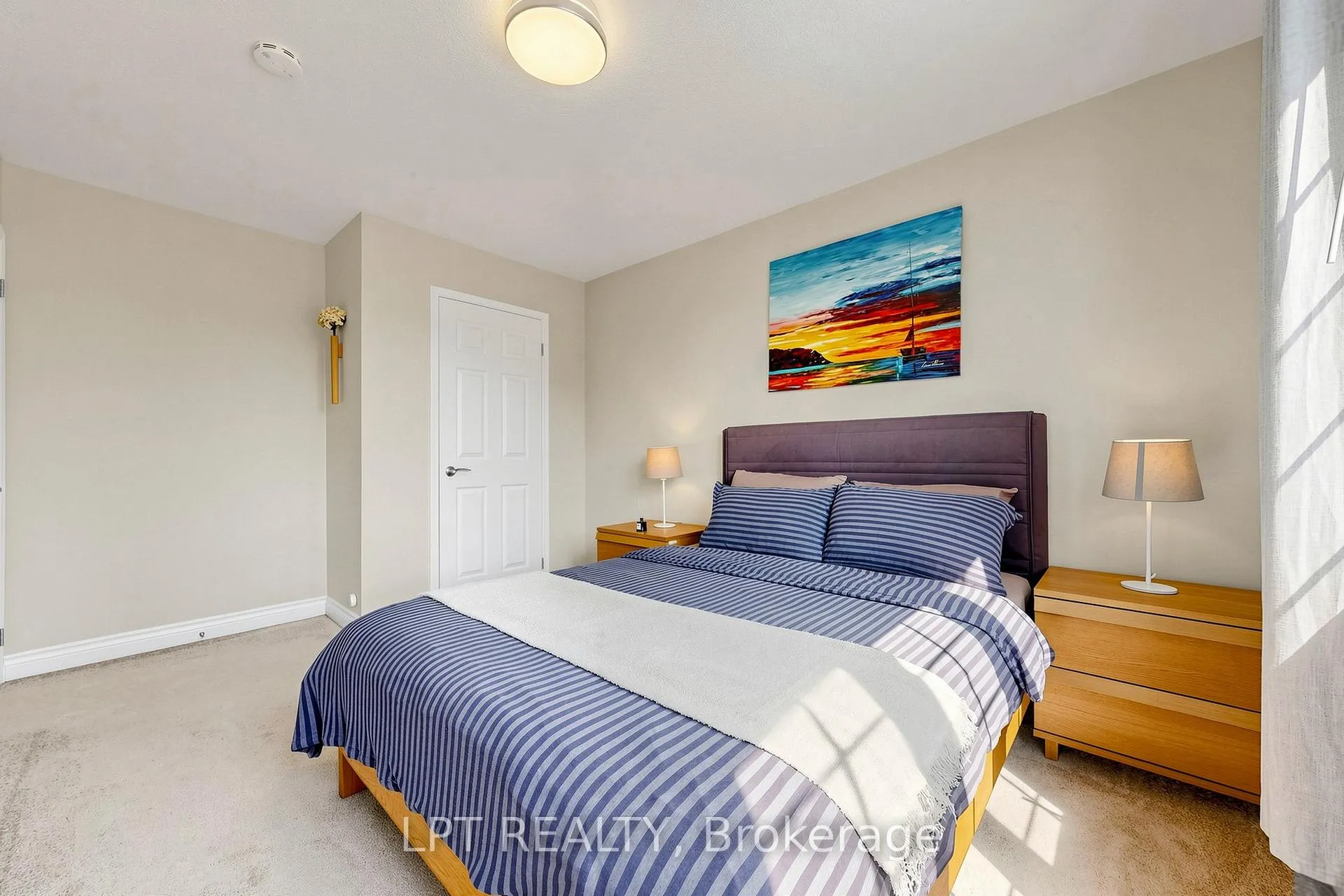 Photo 16 of 30 Pentland Crescent, Vaughan, Maple — HOMEH